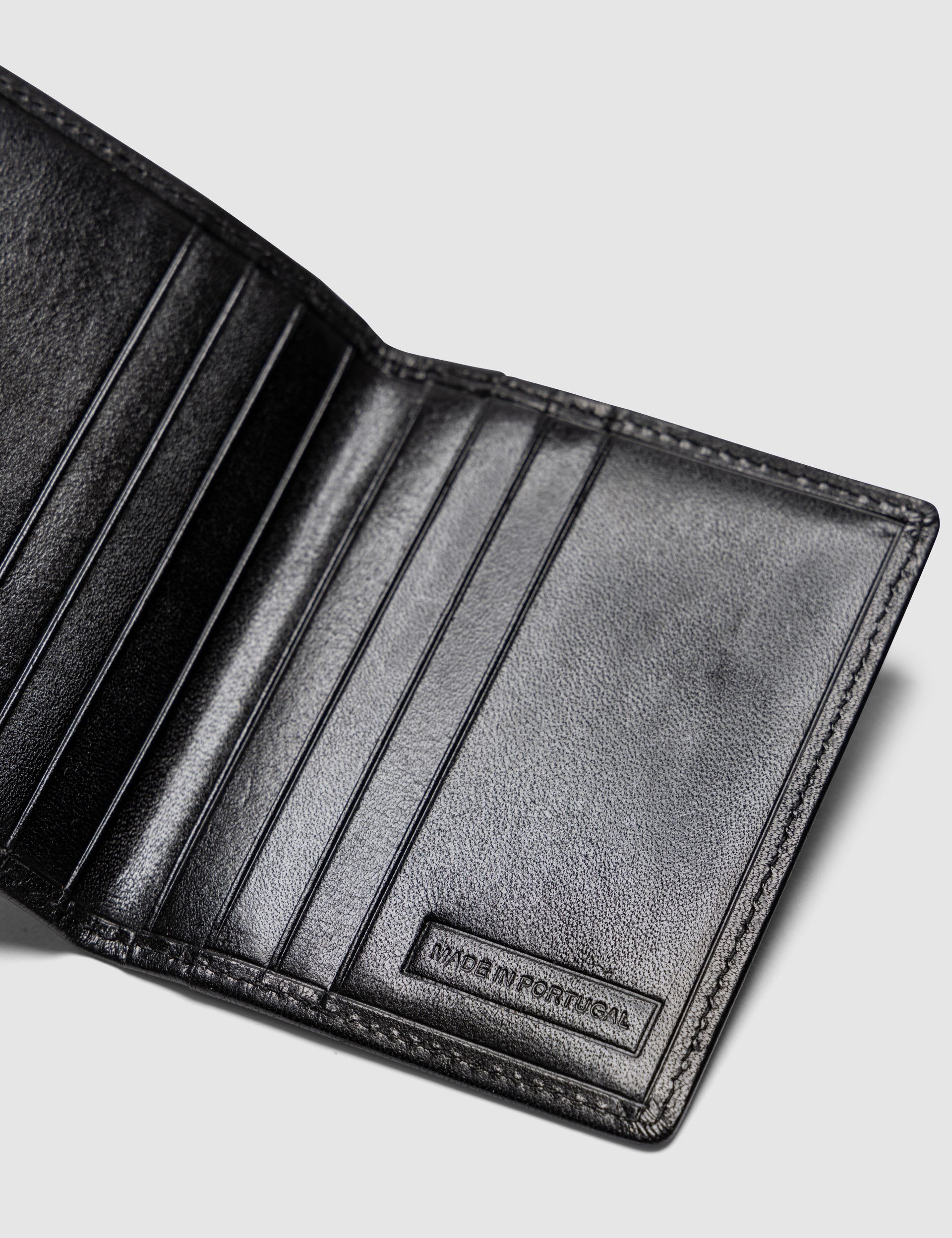 Rodd & Gunn Walton leather card holder (British brand)