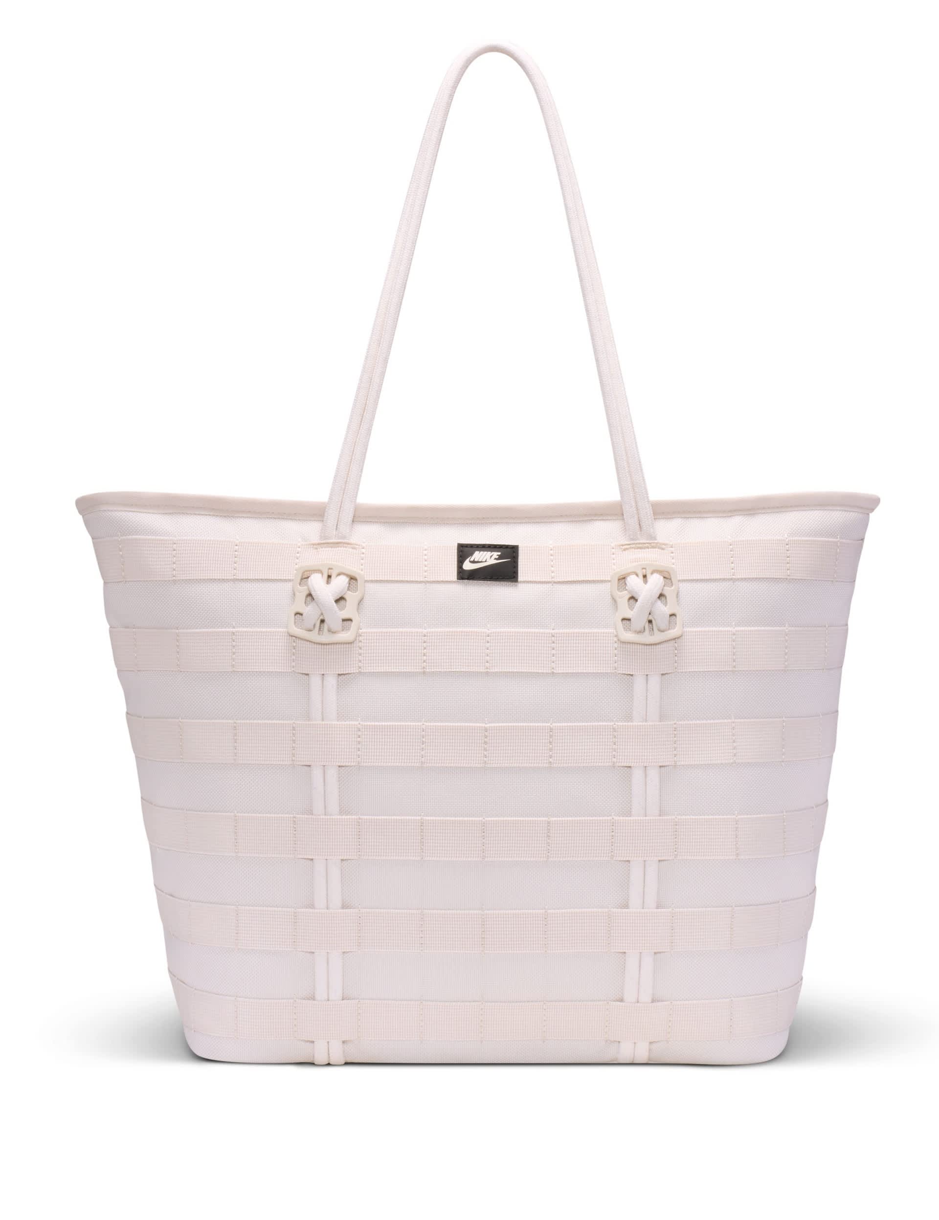 Nike RPM tote bag, durable woven fabric, 26L capacity - British product