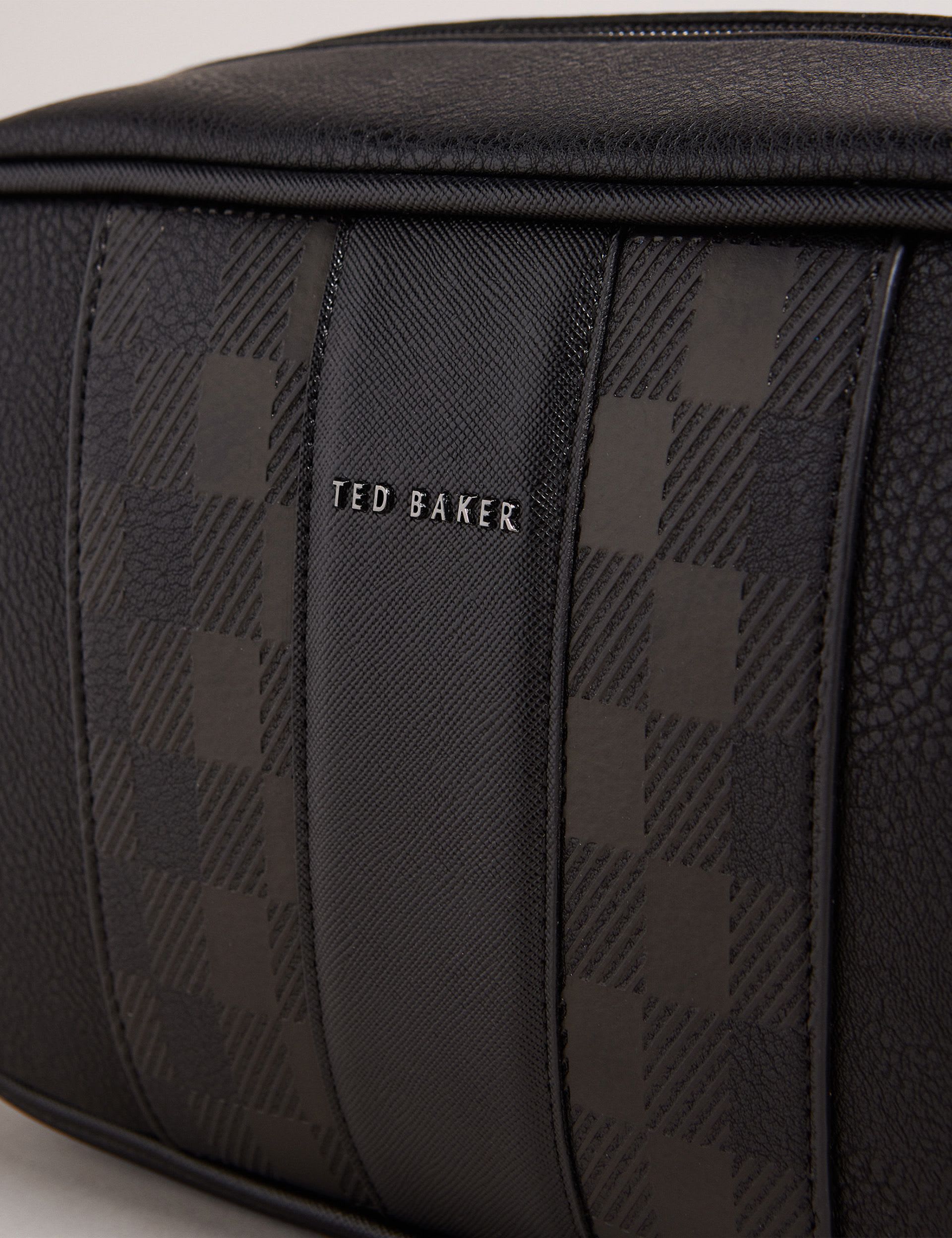 Ted Baker faux leather washbag with carry handle - British product