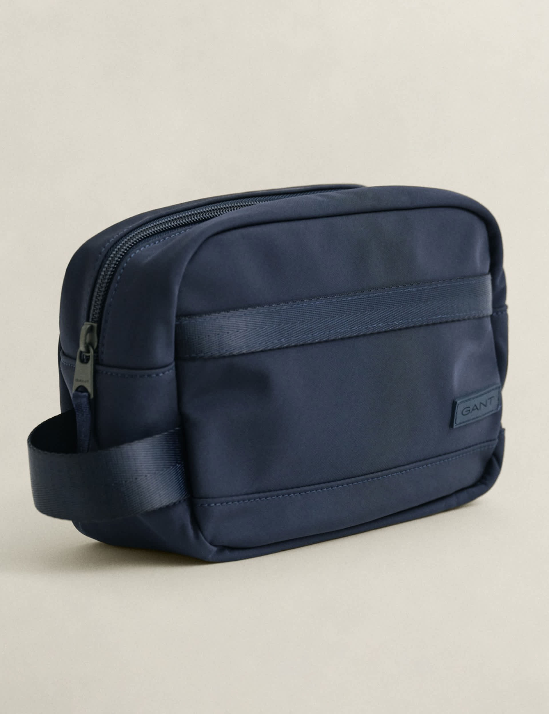 GANT Logo washbag (British brand)