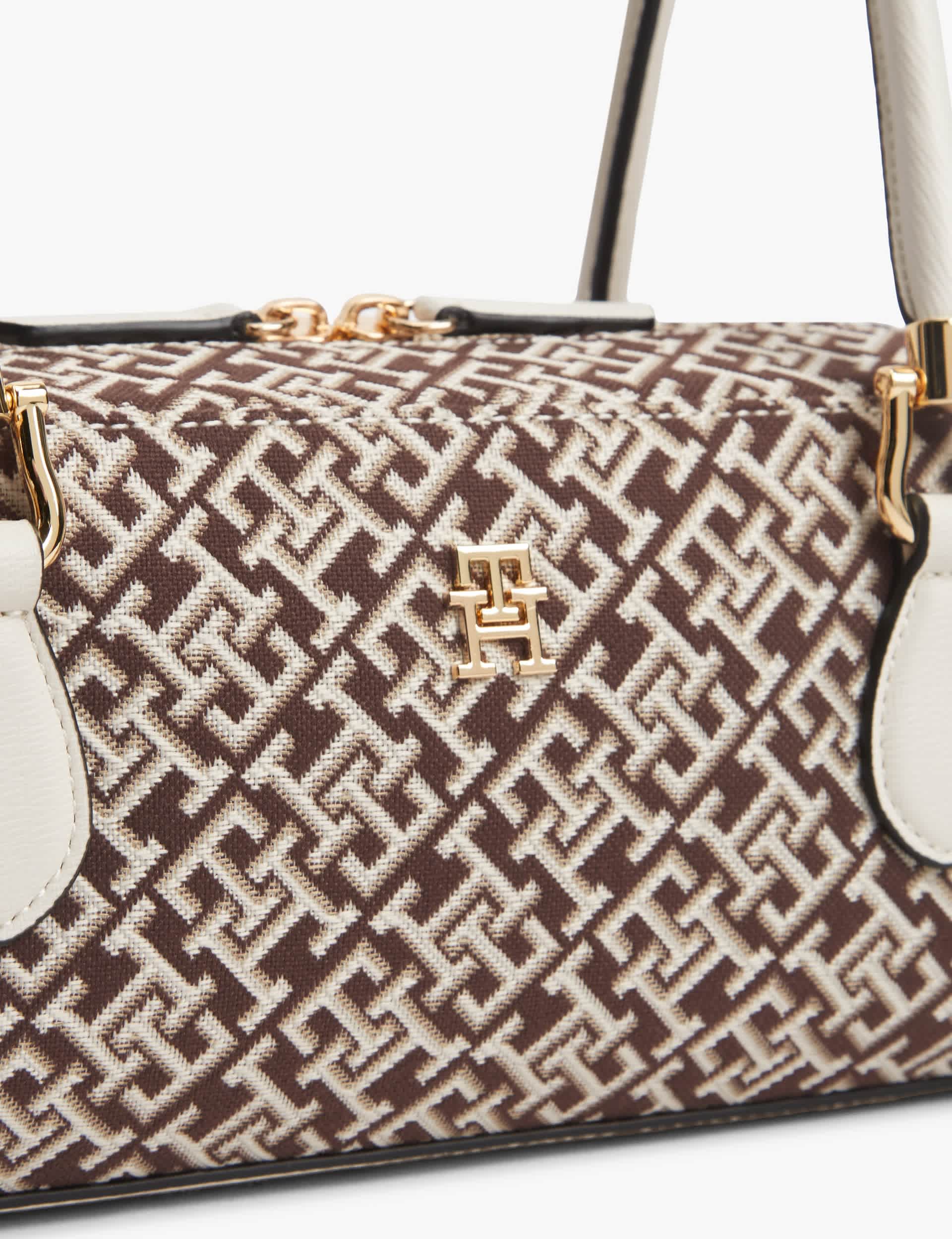 Tommy Hilfiger Grace Jacquard shoulder bag, UK version
