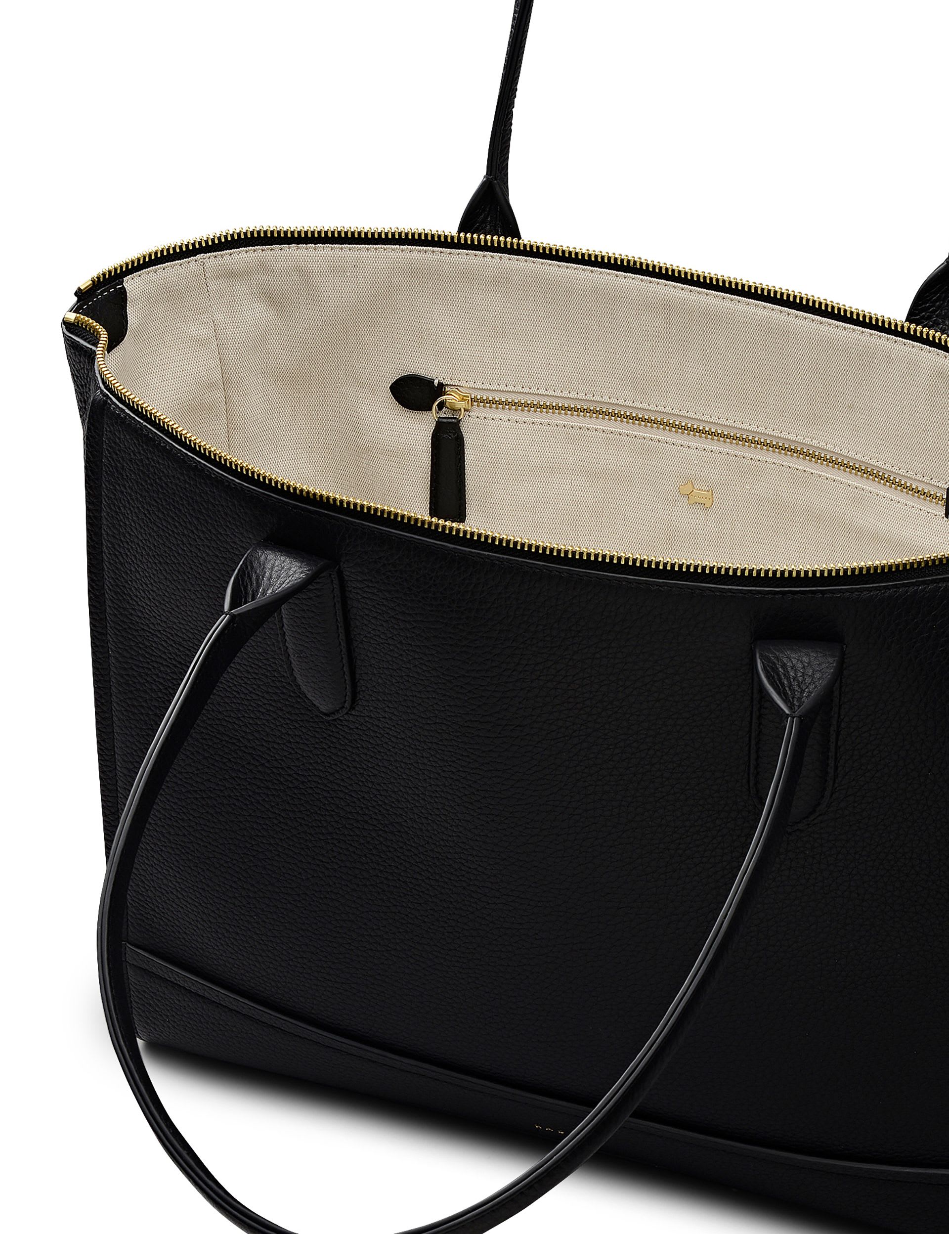 Leather Oak Street zip top tote bag in genuine leather, imported from the UK