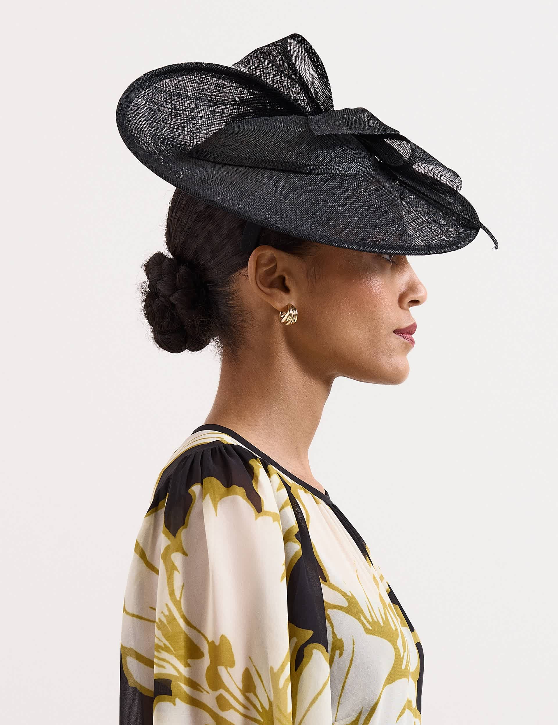 Phase Eight large bow fascinator in navy (British brand)