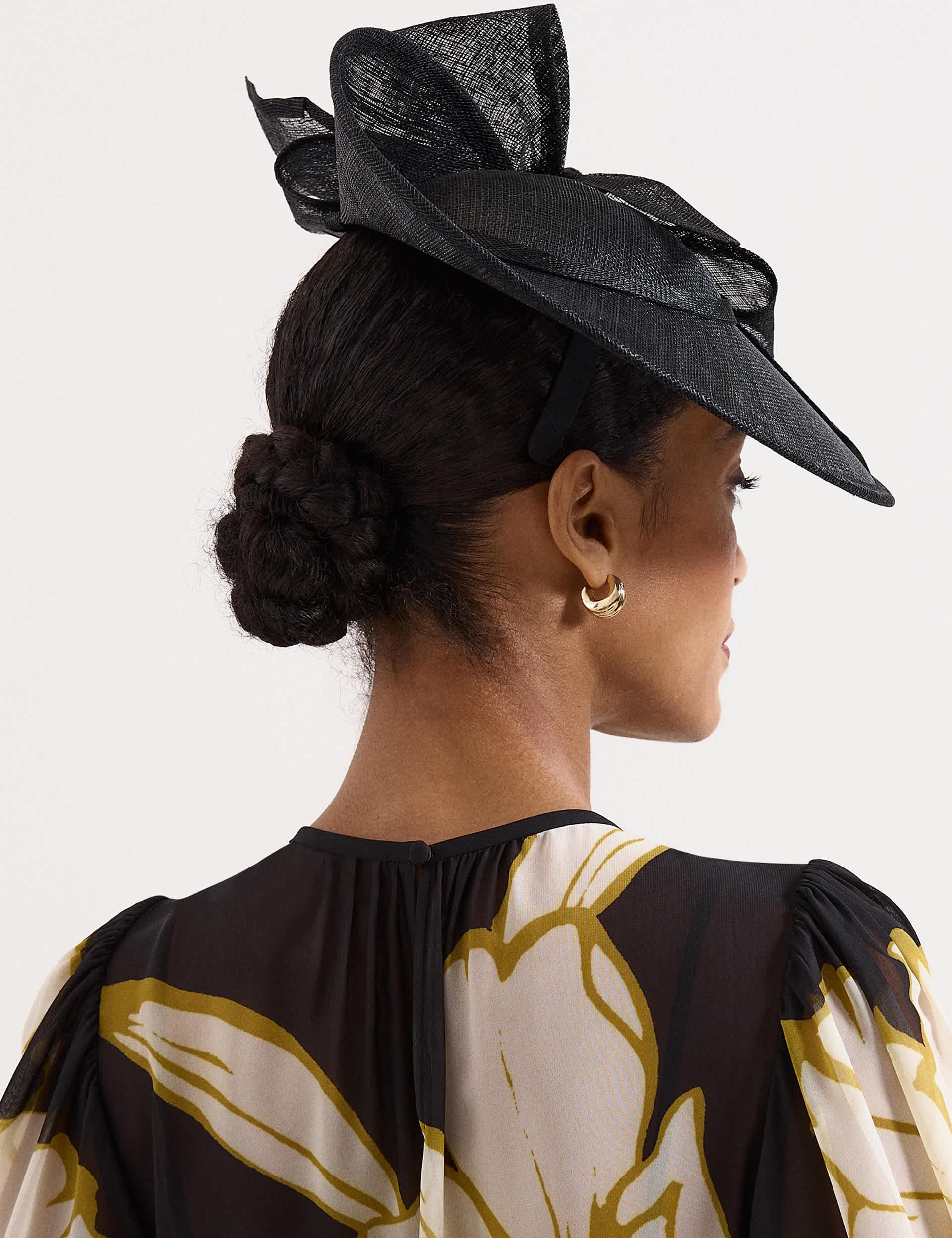 Phase Eight large bow fascinator in navy (British brand)