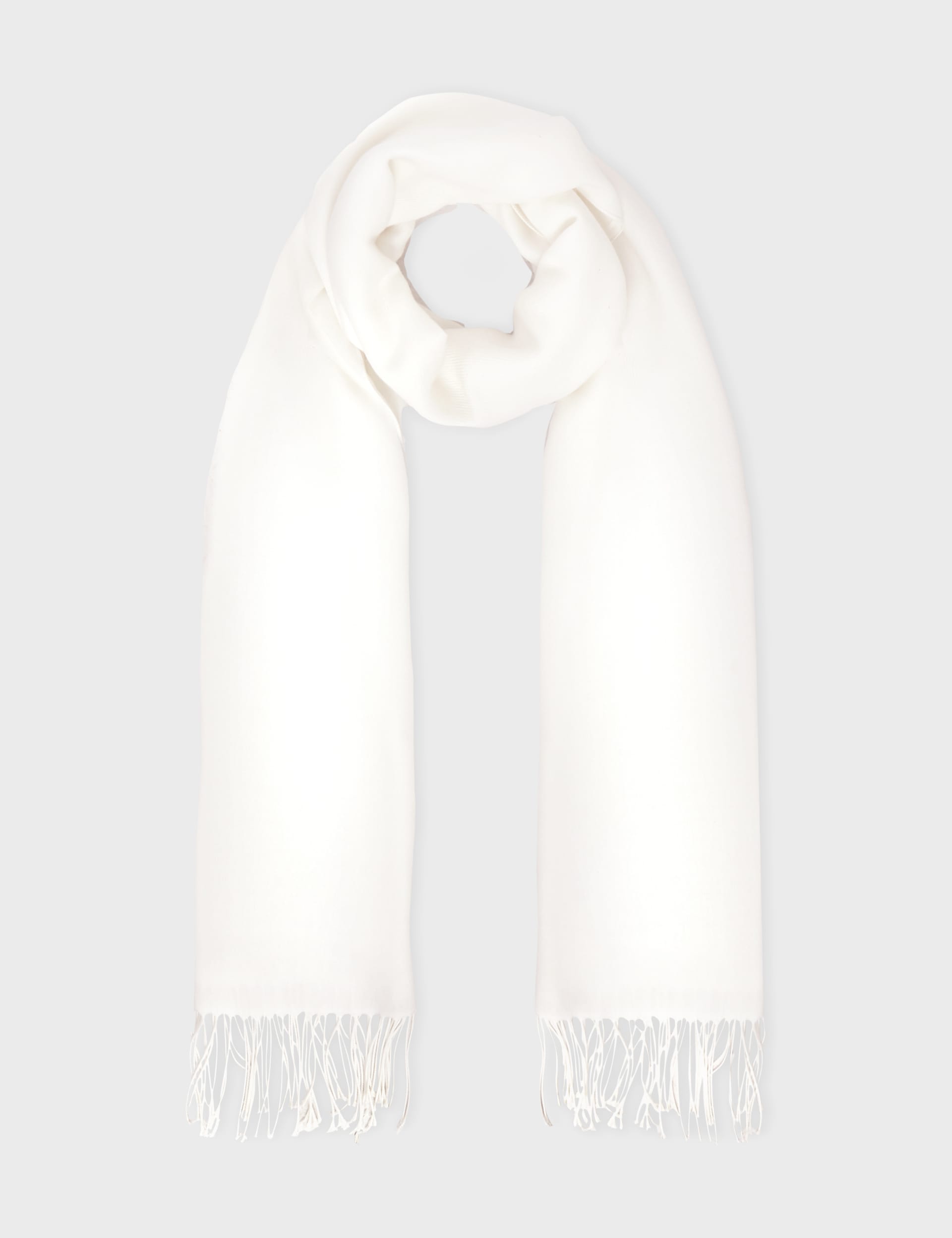 Woven fringed scarf in polyester viscose blend (British brand)