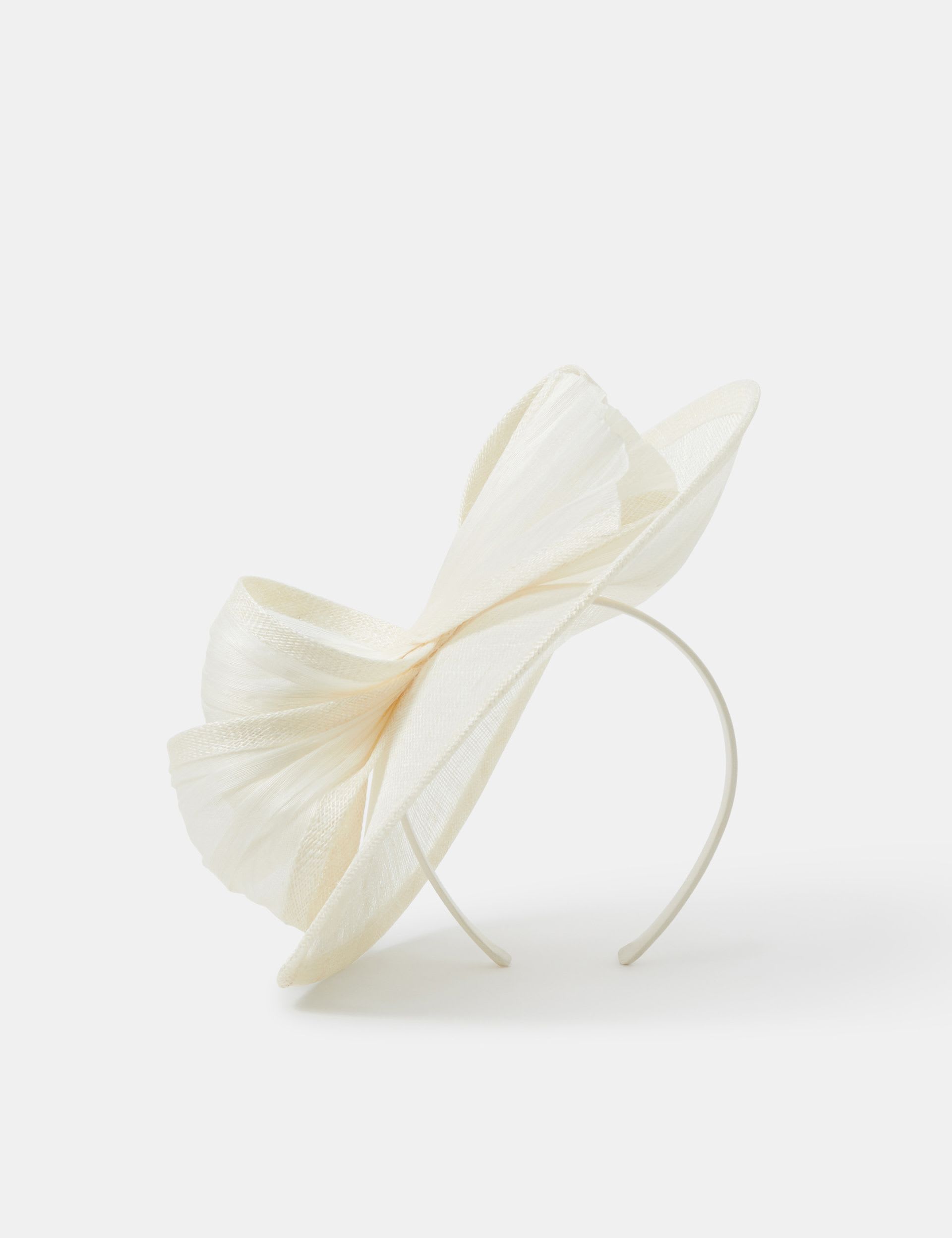 Accessorize bow fascinator with textured teardrop base (British brand)