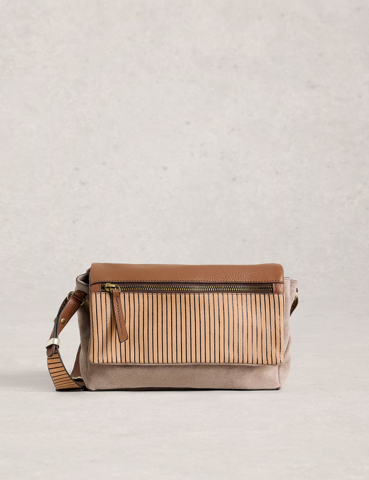 Sac bandoulière en cuir White Stuff