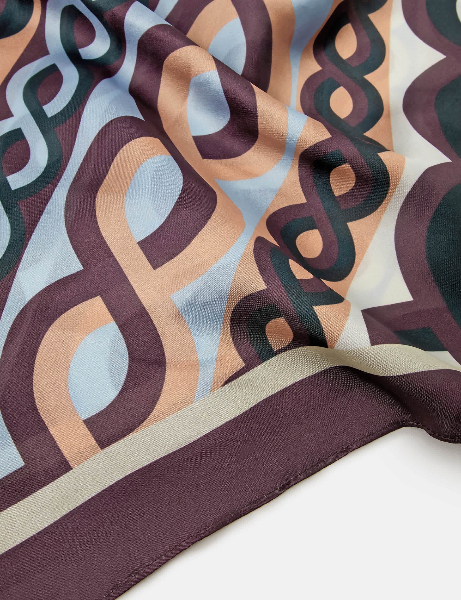 Accessorize satin multi-link square scarf - British product