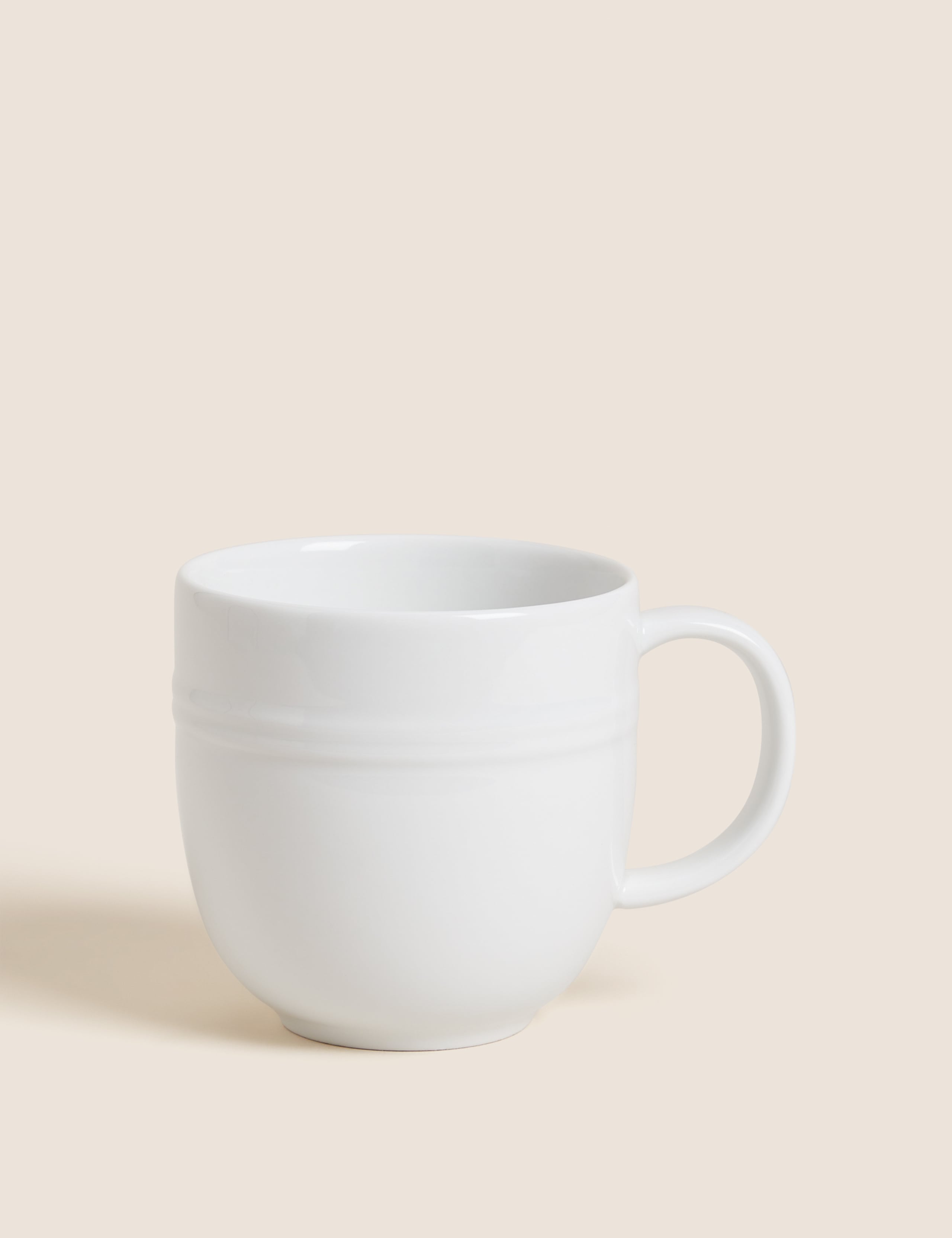 Marlowe porcelain mug with StayNew finish, UK version