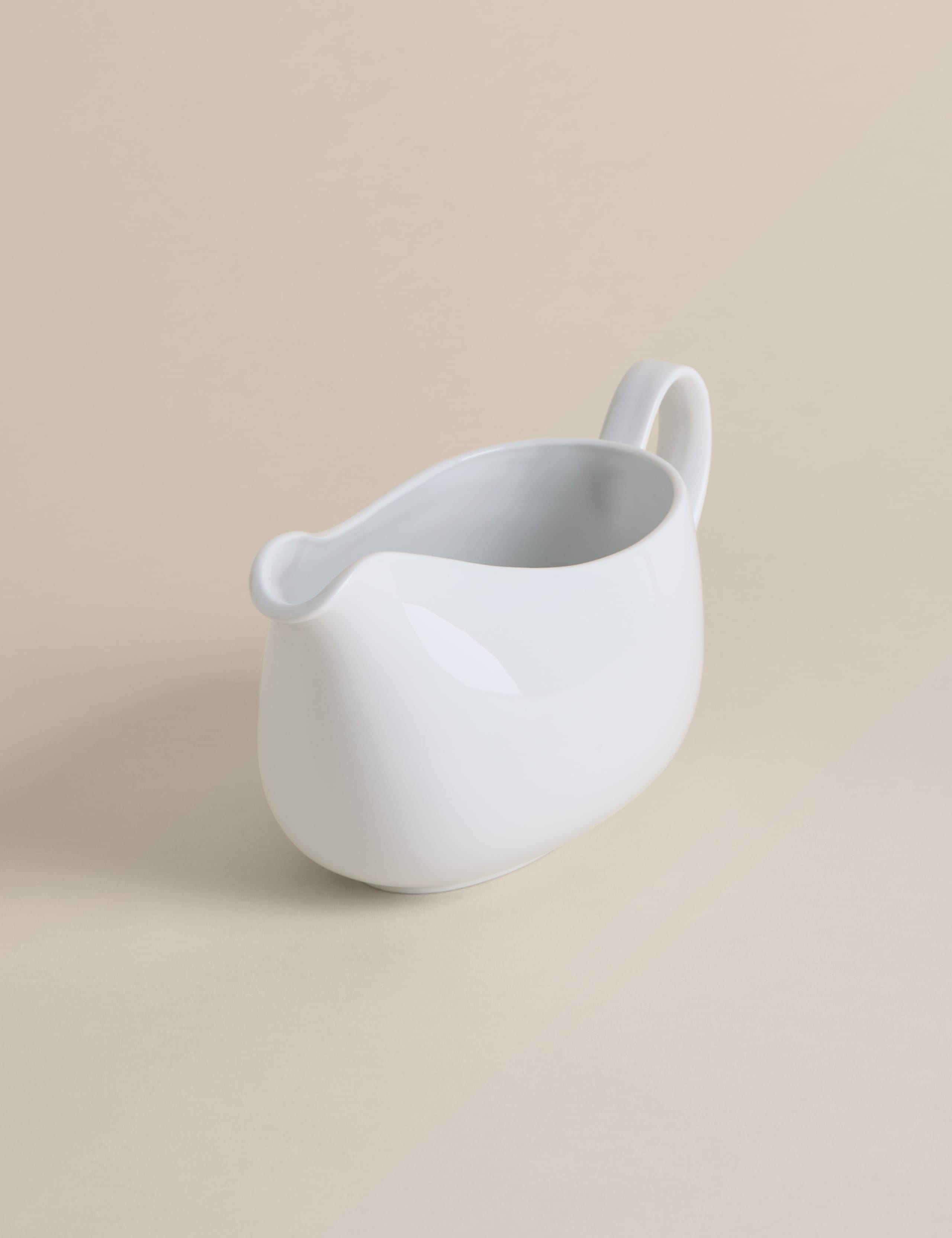 Maxim porcelain gravy boat 23 cm (British brand)