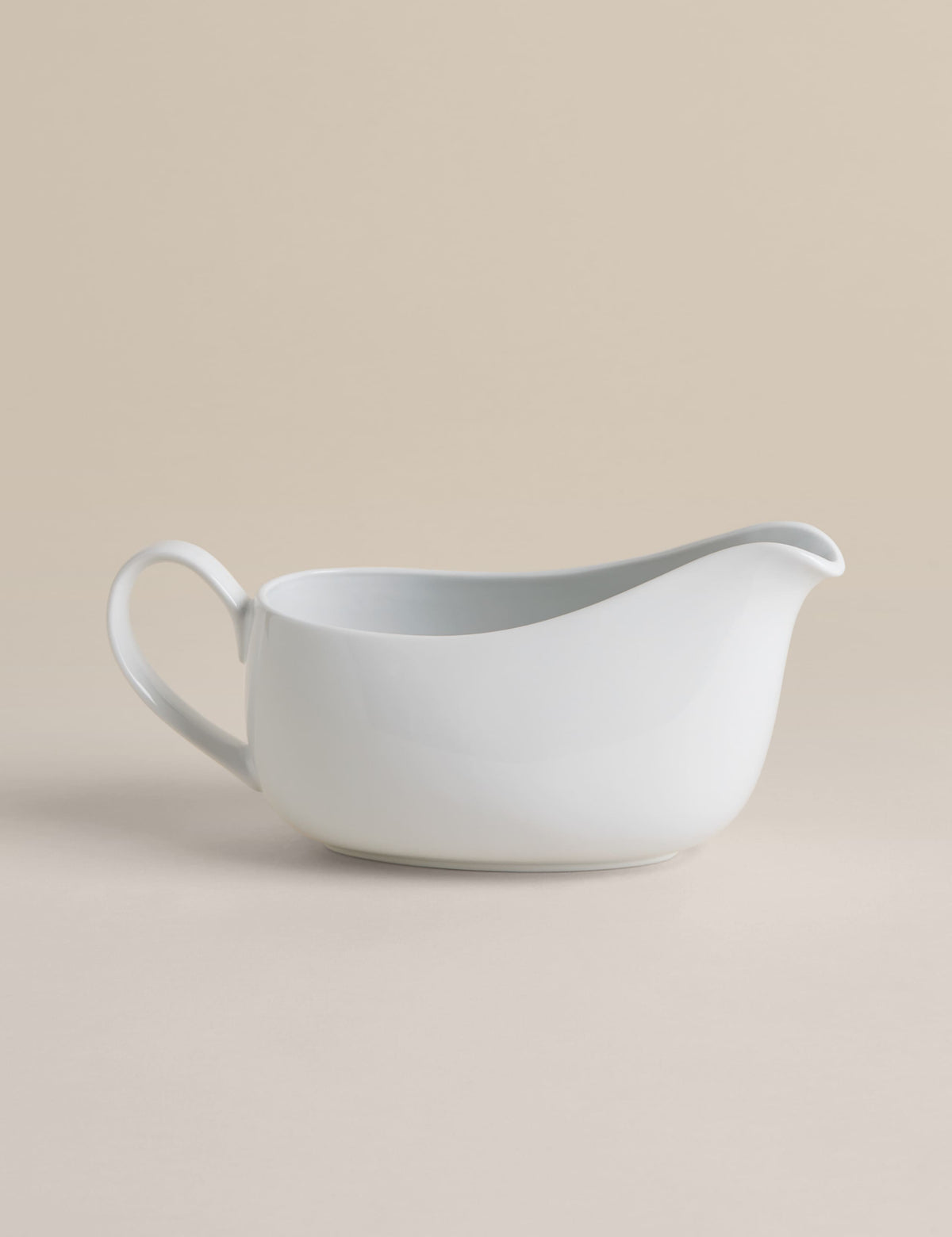 Maxim porcelain gravy boat 23 cm (British brand)