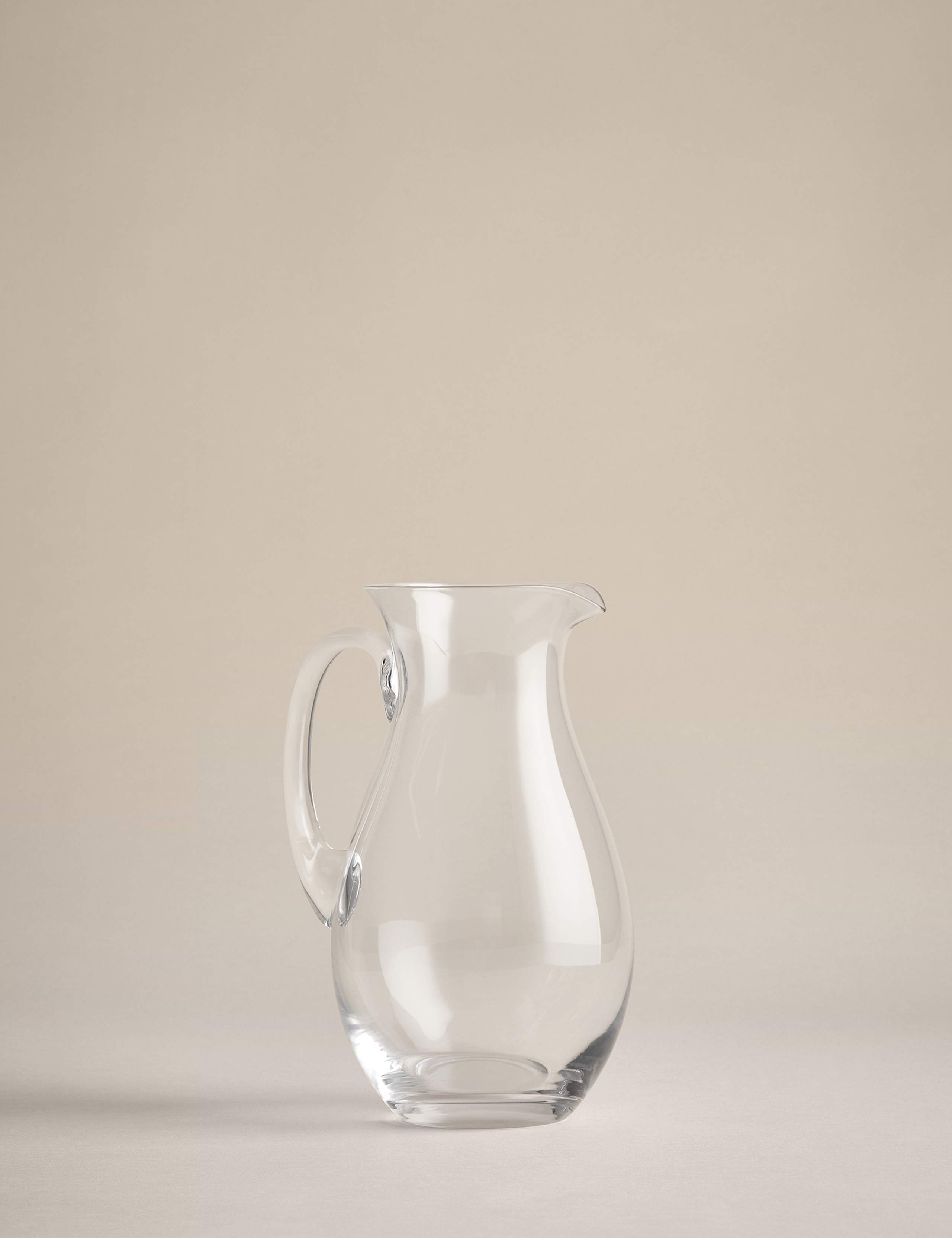 Maxim crystal jug 190cl capacity, imported from the UK