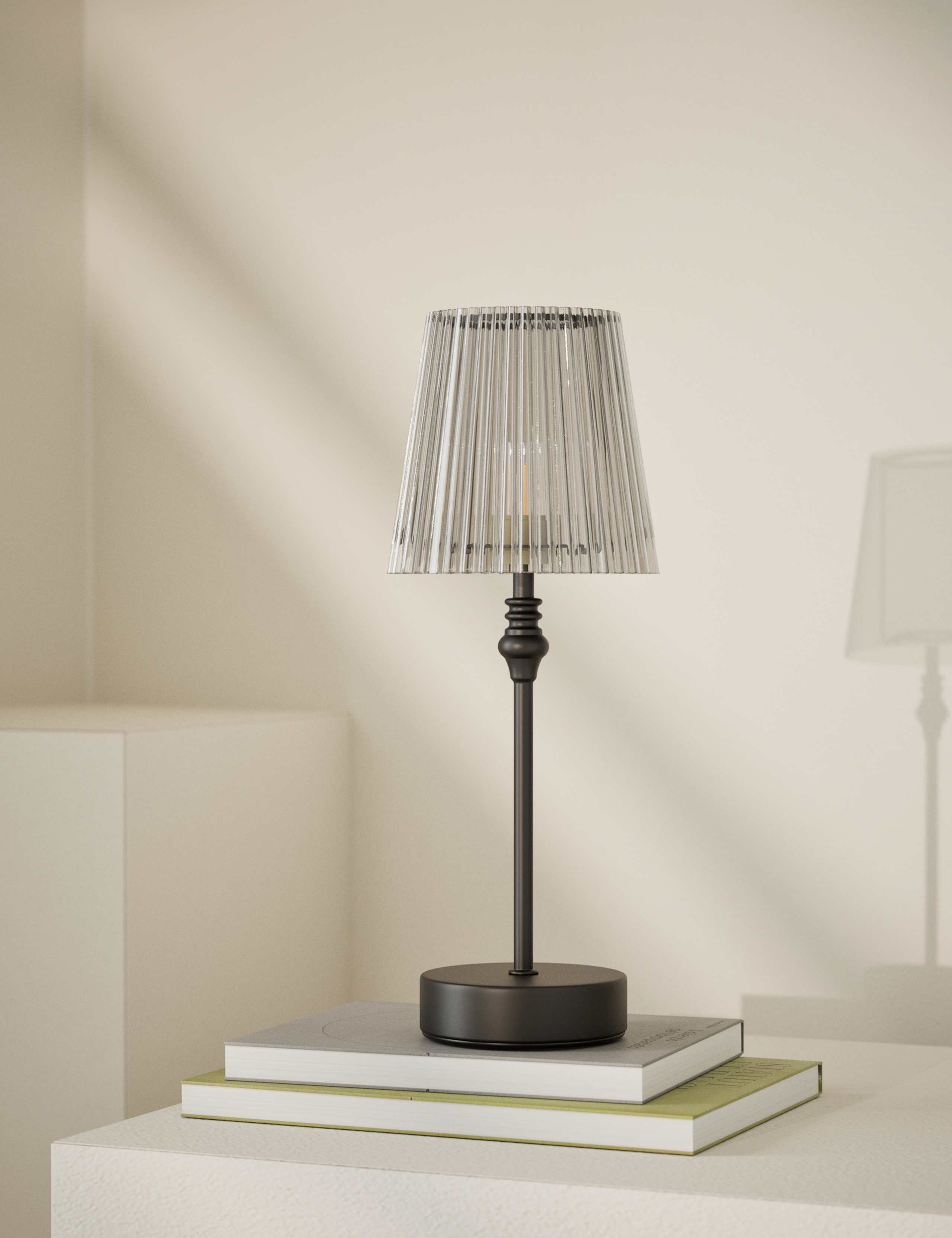 Rechargeable table lamp with metal base and acrylic shade - British product