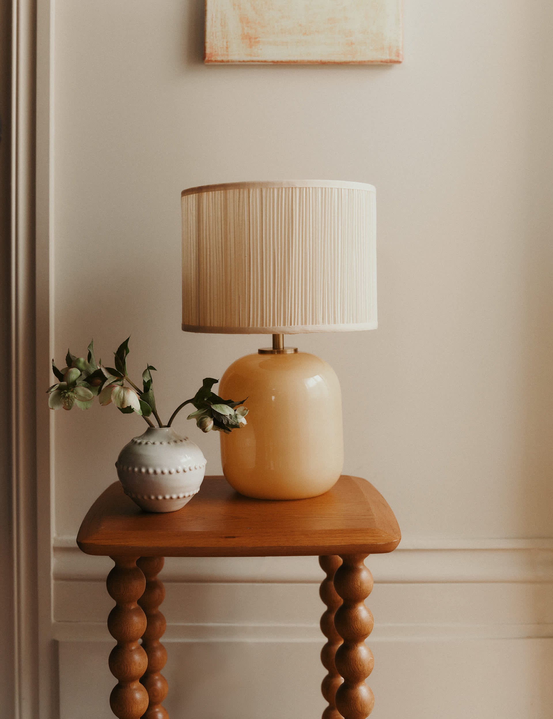 Milk Glass Pleated Shade Table Lamp 39 cm - British product