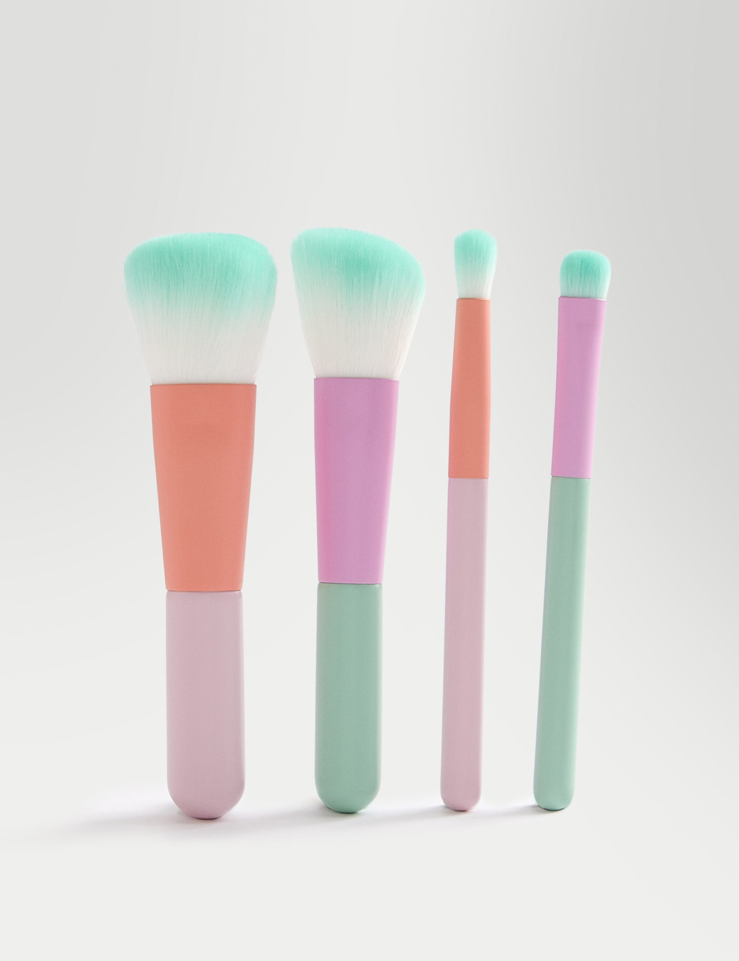 Bloom mini makeup brush set pastel handles, UK version