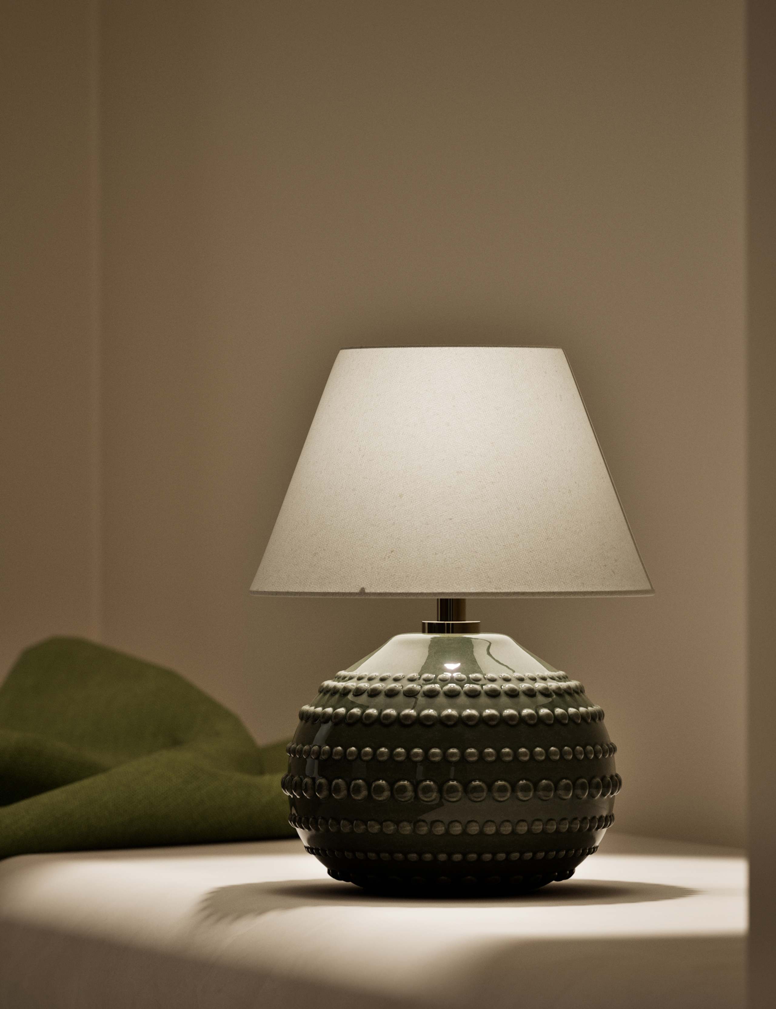 Mini Rio rechargeable LED table lamp, UK version