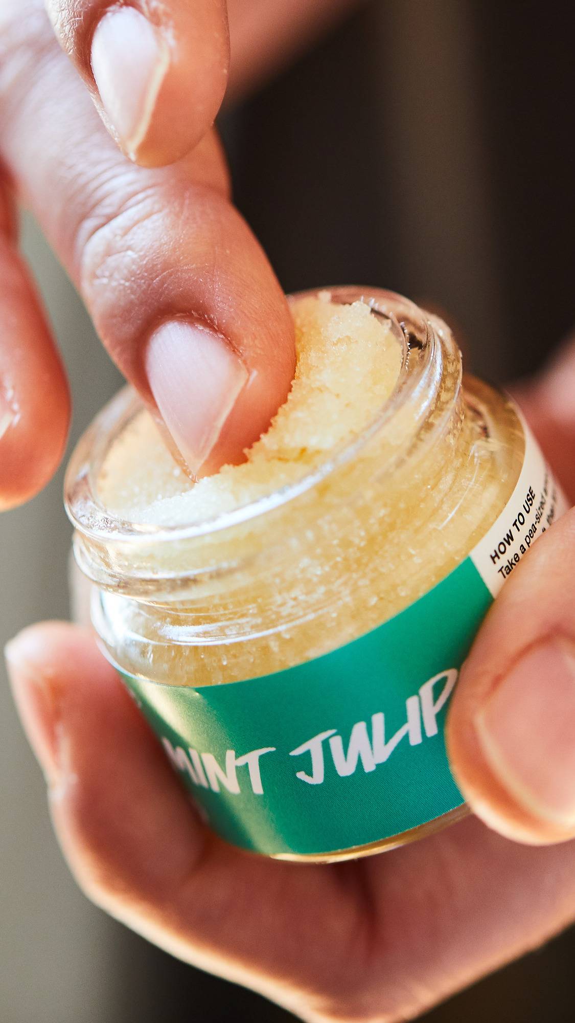 Mint Julips lip scrub with peppermint oil (British brand)