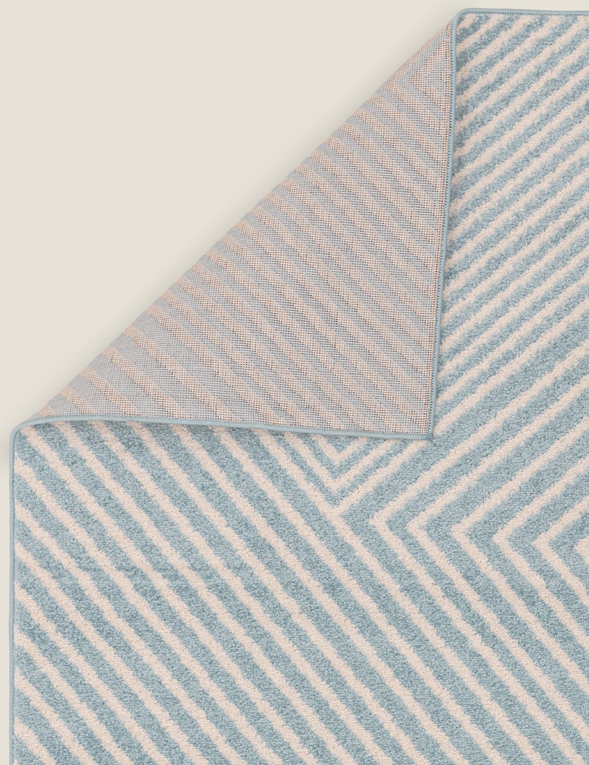 Muse Cross Rug polypropylene rug - British product