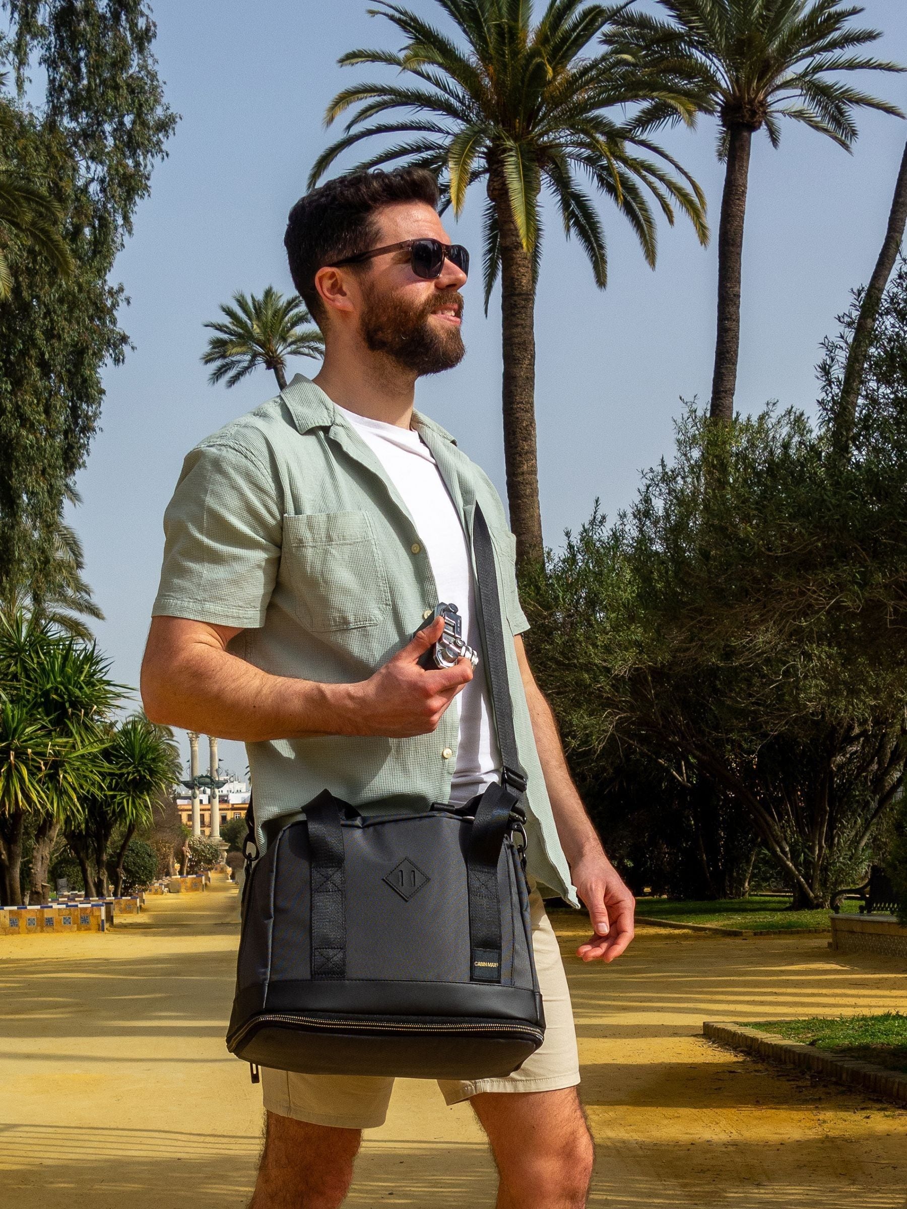 Graue, erweiterbare Kabinen-Max-Bordtasche unter dem Sitz 20-30L, importiert aus dem Vereinigten Königreich