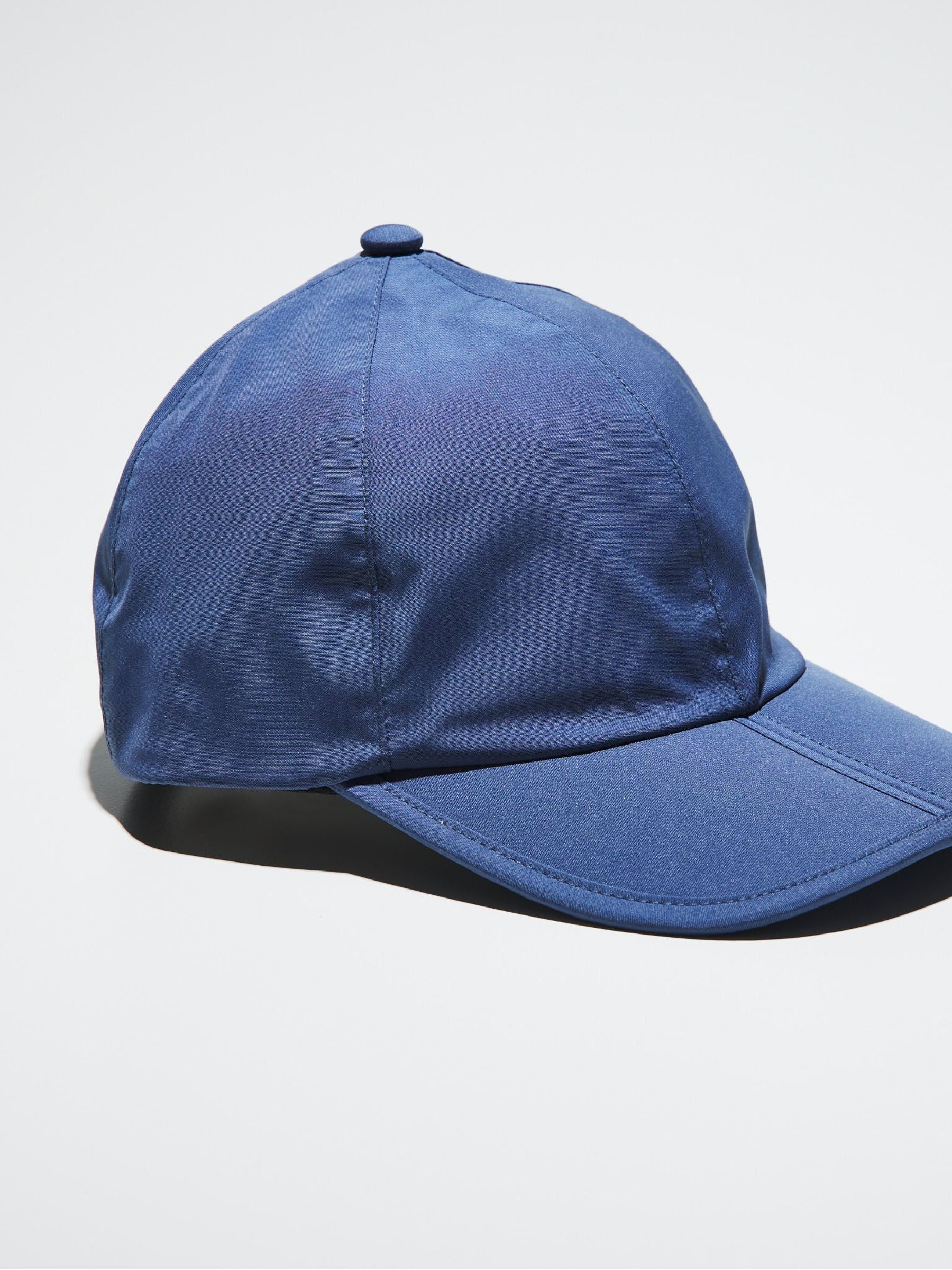 Sealskinz Salle Cream Waterproof Foldable Peak Cap