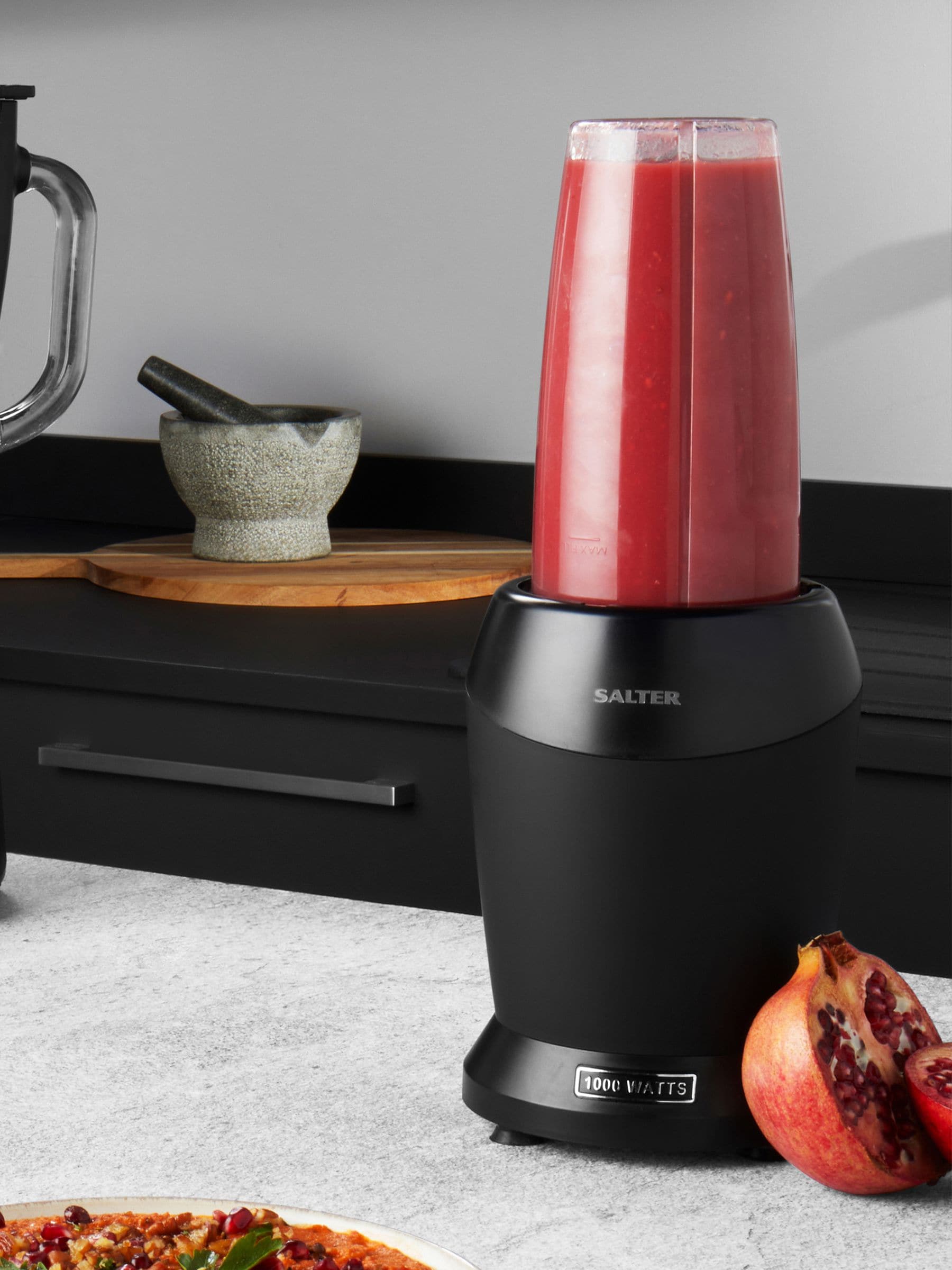 Salter black Kuro Nutripro blender and smoothie maker - British product