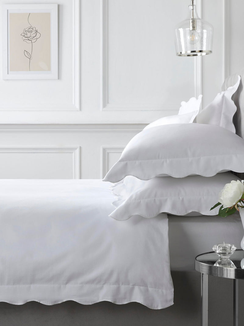 Appletree white scallop edge duvet cover set - British product