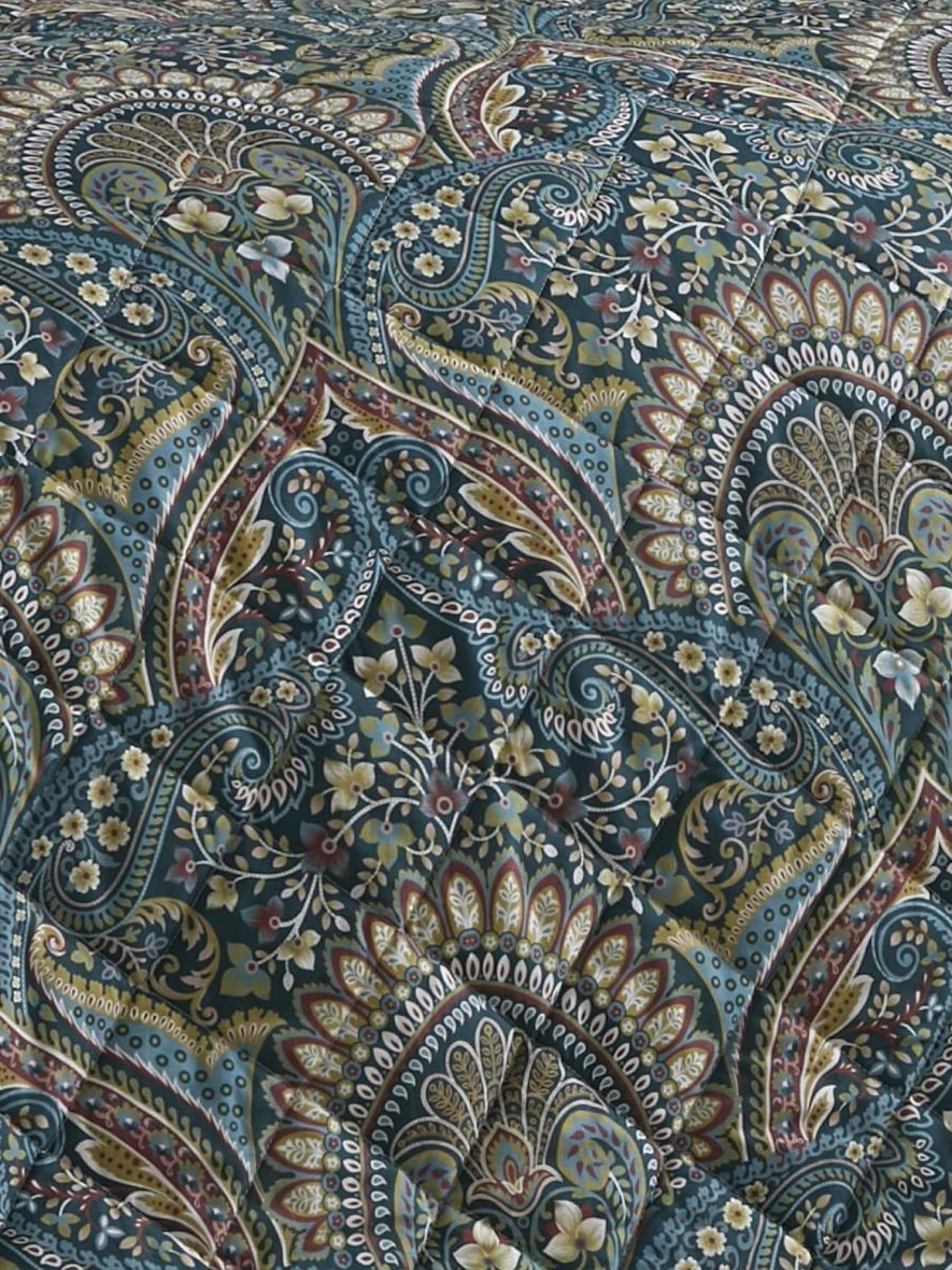 Dreams & Drapes Blue Palais quilted bedspread (British brand)