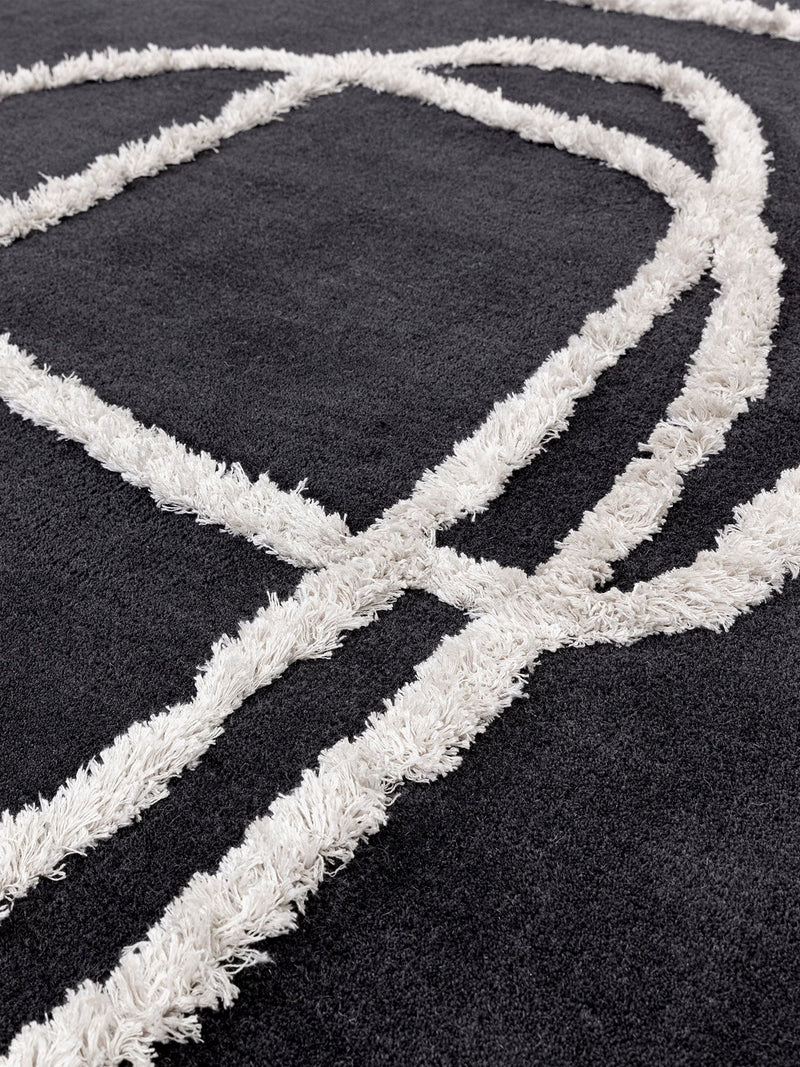 Asiatic Rugs black wool Matrix Infinity rug, UK version