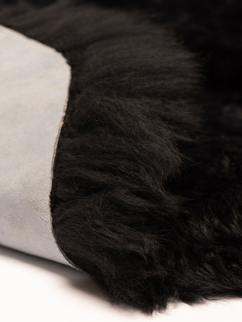 Naturally Sheepskins black sheepskin rug New Zealand (British brand)
