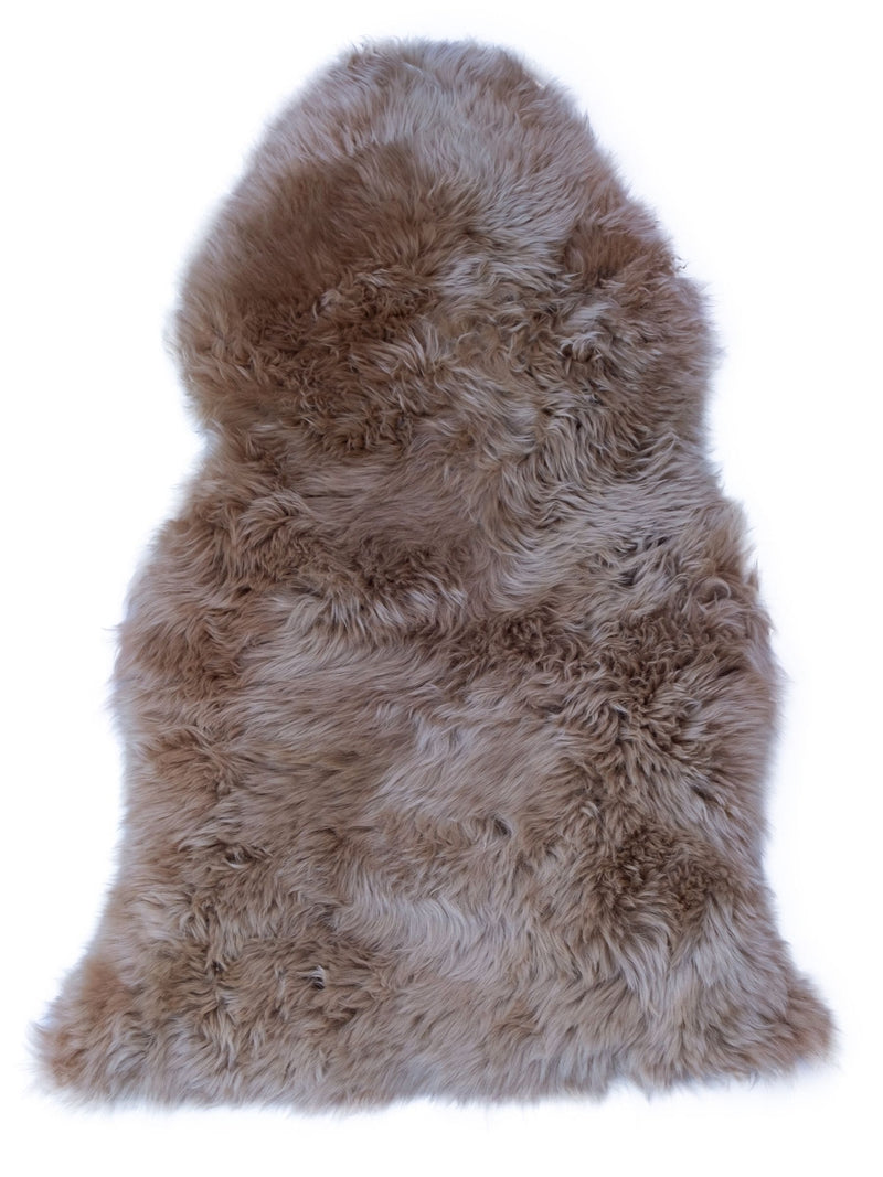 Naturally Sheepskins champagne single sheepskin rug, UK version