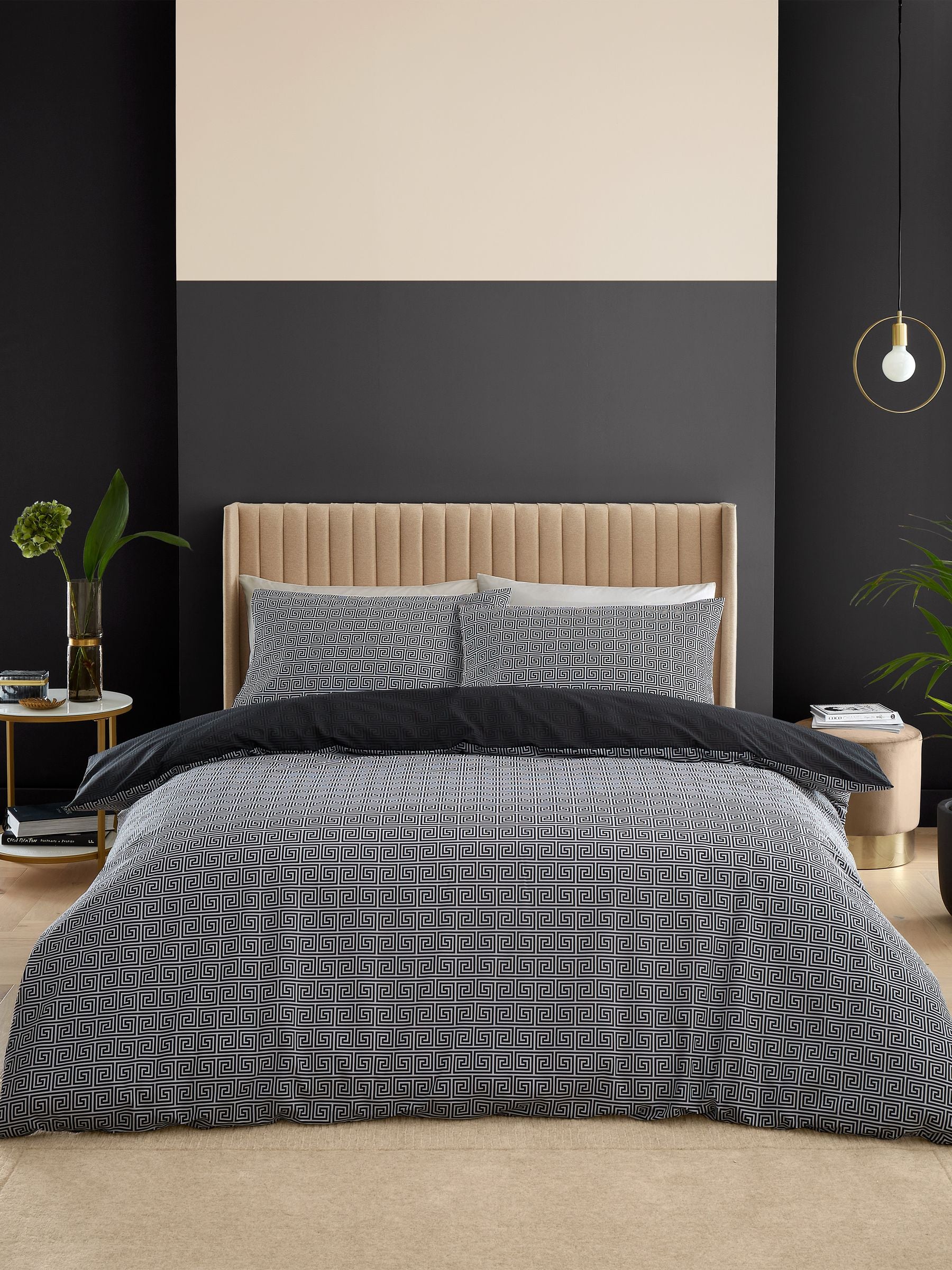 Catherine Lansfield Black Artemis Greek Key Reversible Duvet Cover Set - British product