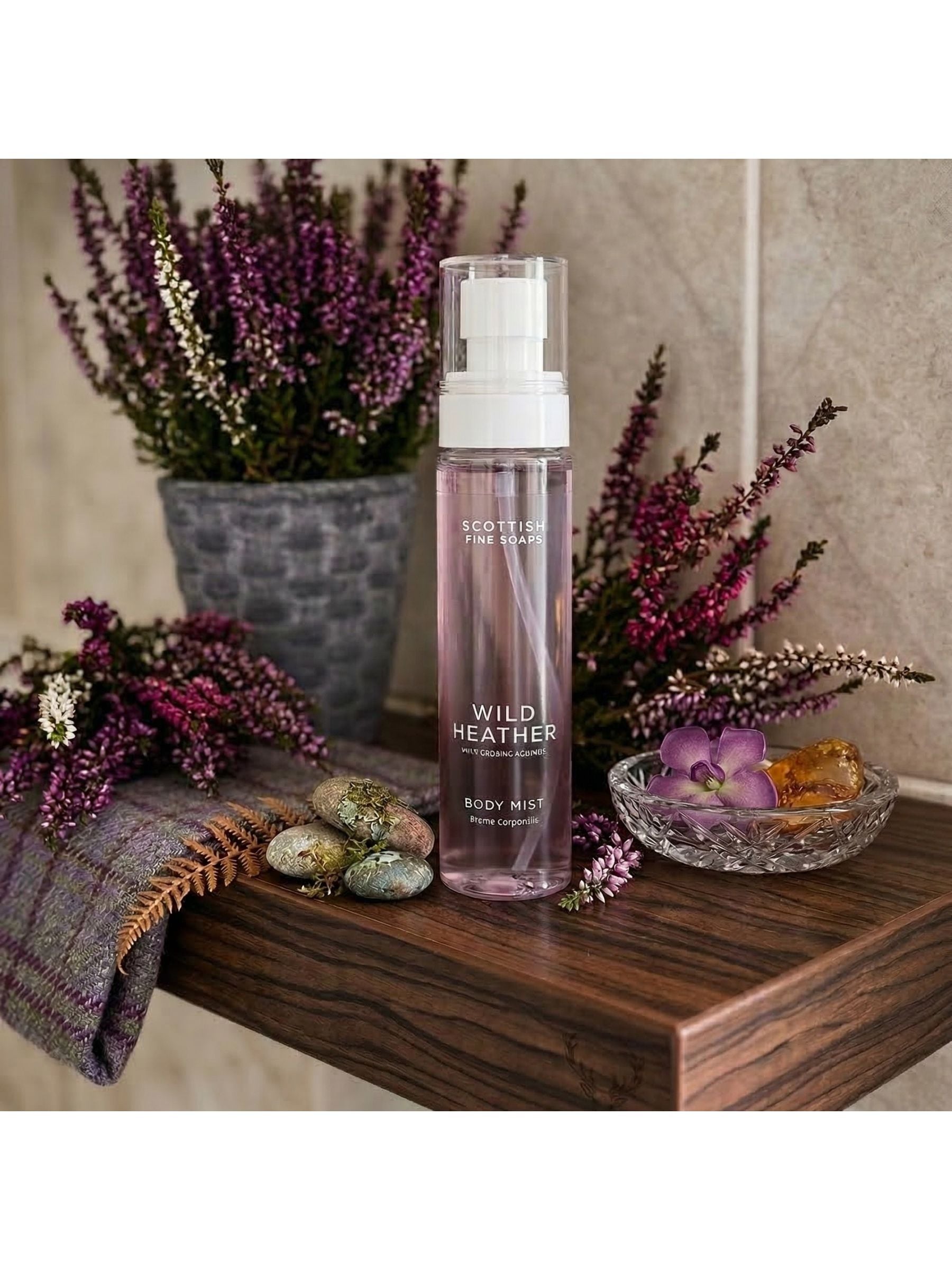 Scottish Fine Soaps Wild Heather body mist 100ml, imported from the UK