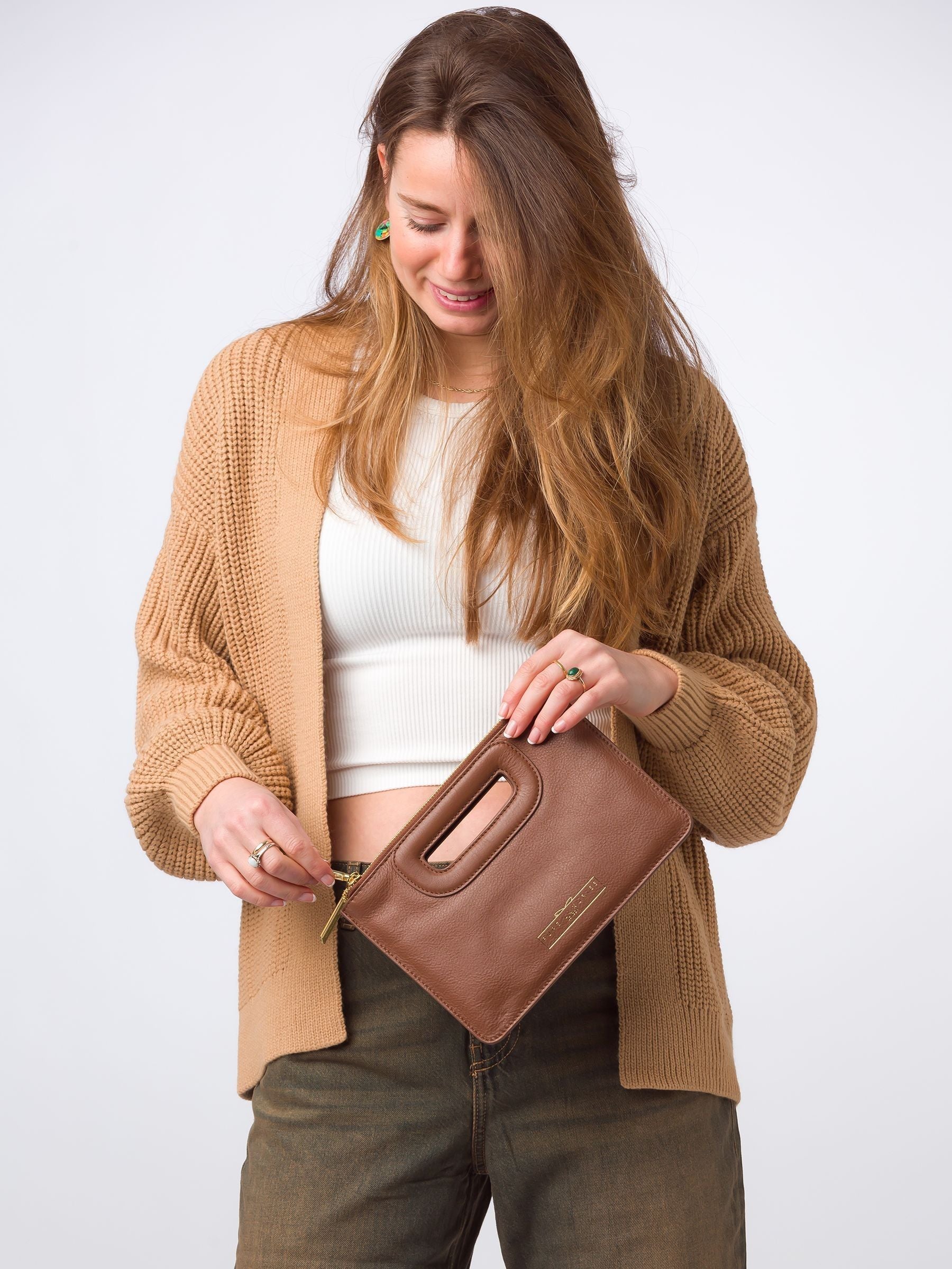 Pure Luxuries Black Esher Leather Clutch Bag