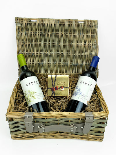 Le Bon Vin Chilenischer Rot- & Weißwein mit Schokoladentrüffel-Geschenkkorb