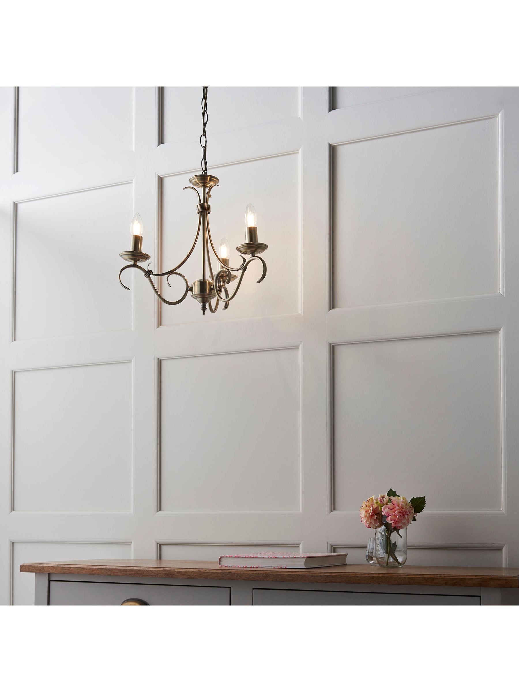 Gallery Home antique brass Banff 3 bulb pendant light, UK version