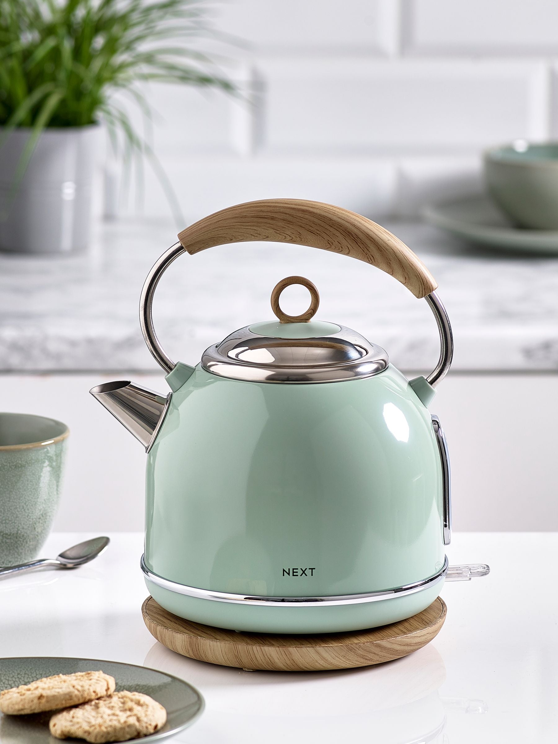 Sage Green Malvern Kettle