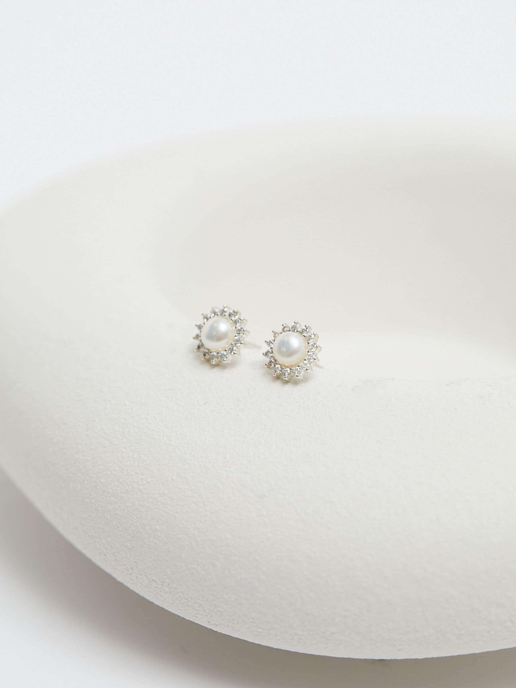 Simply Silver freshwater pearl and cubic zirconia halo stud earrings (British brand)