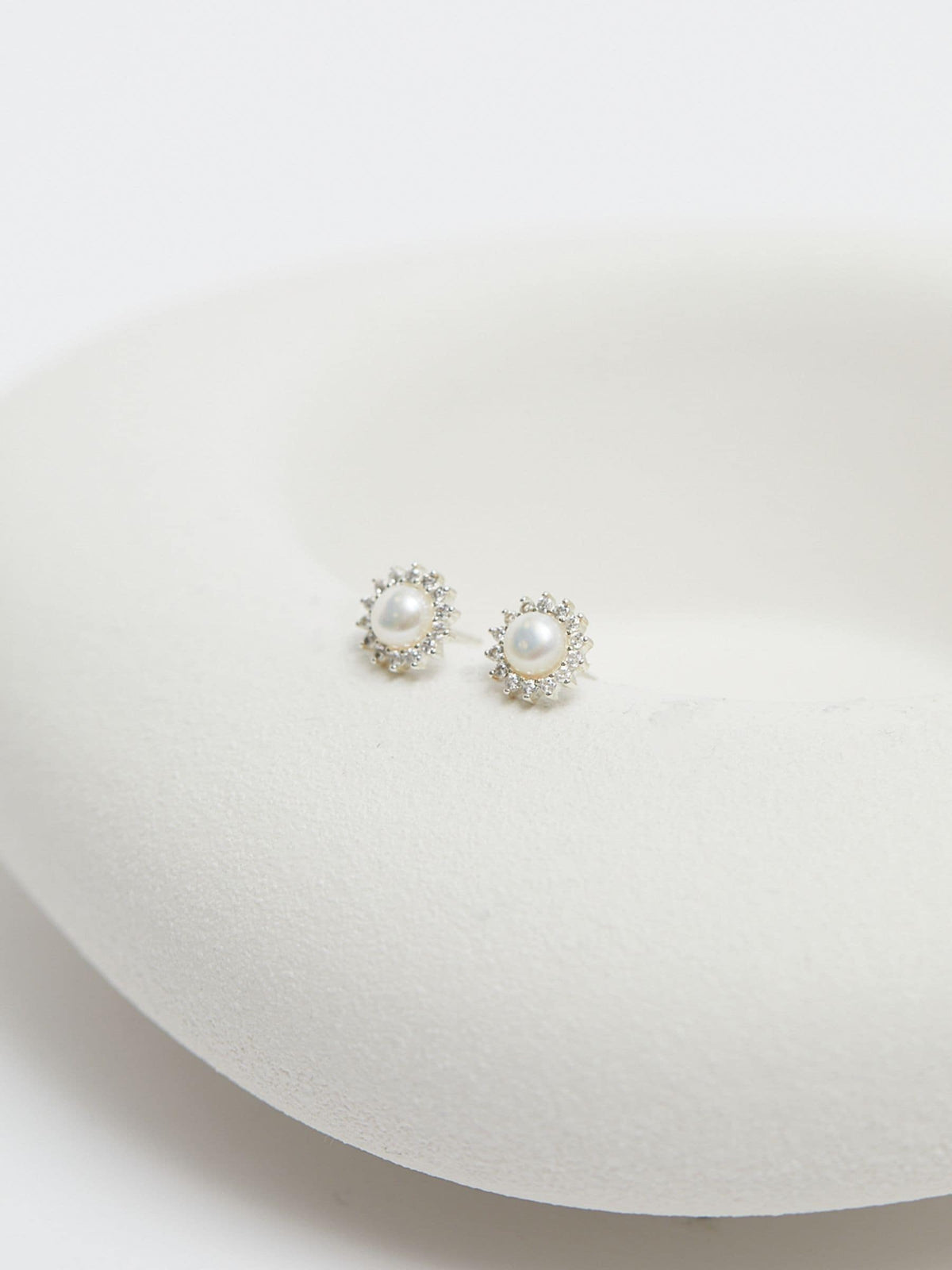 Simply Silver freshwater pearl and cubic zirconia halo stud earrings (British brand)