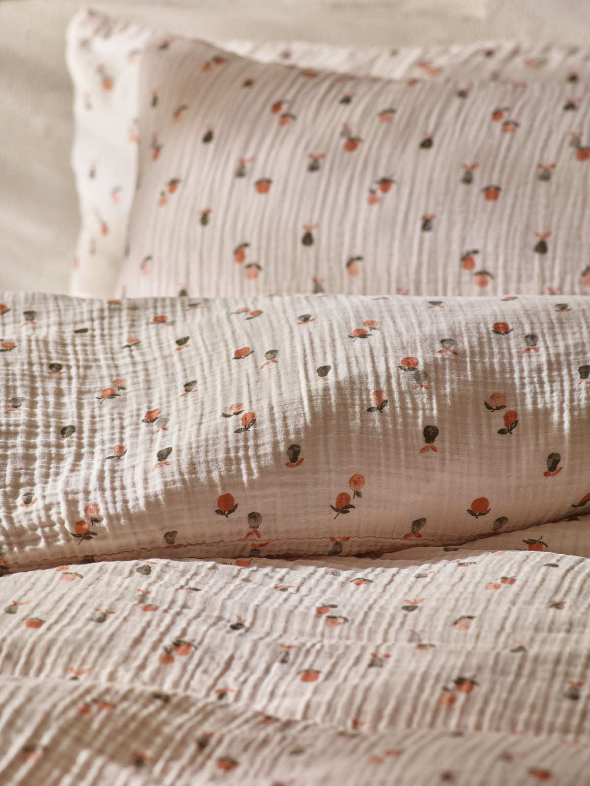 Natural Peach Crinkle Muslin duvet cover set, imported from the UK