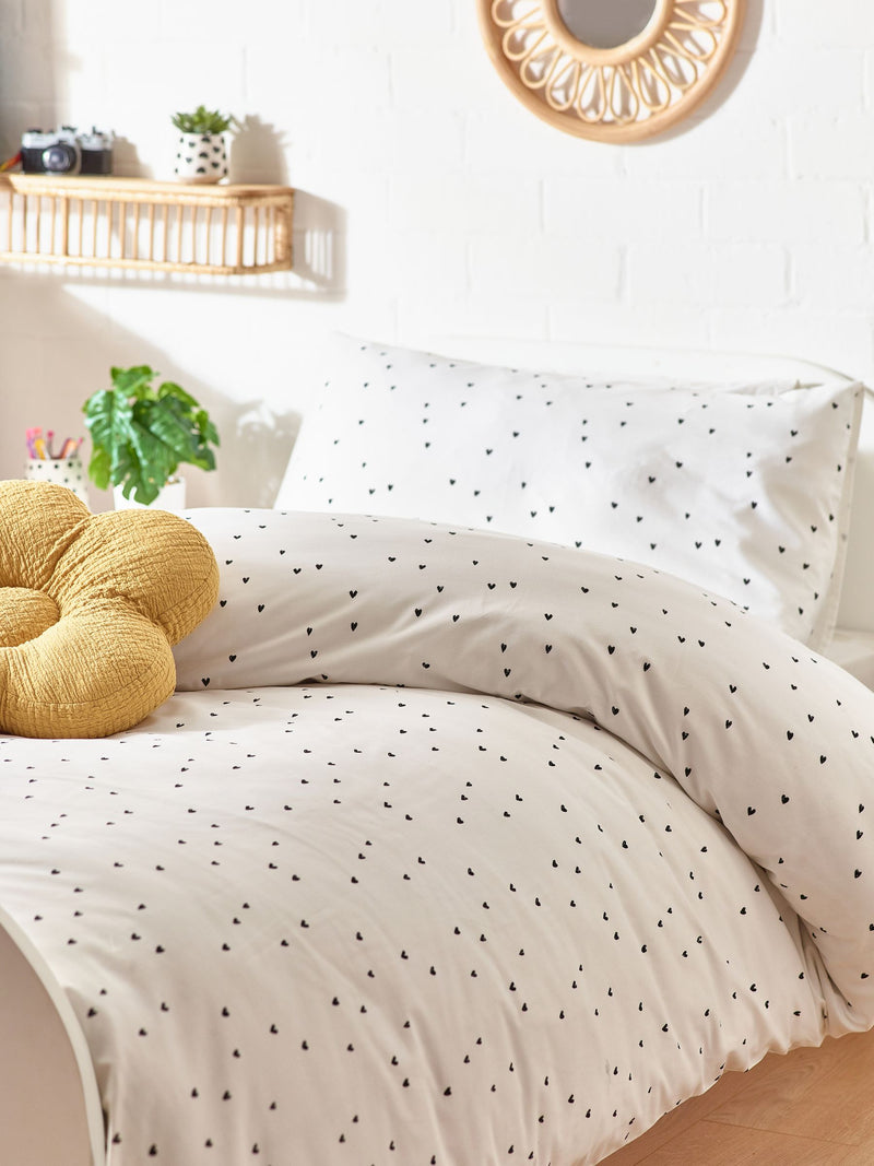 Black/white hearts reversible duvet cover and pillowcase set - British product