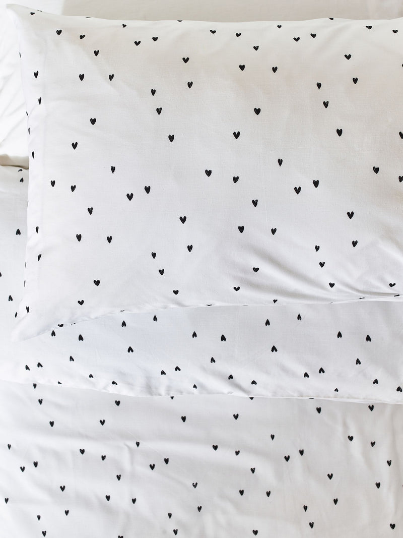 Black/white hearts reversible duvet cover and pillowcase set - British product