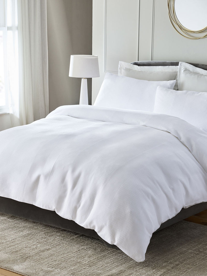 White waffle texture duvet cover and pillowcase set (British brand)