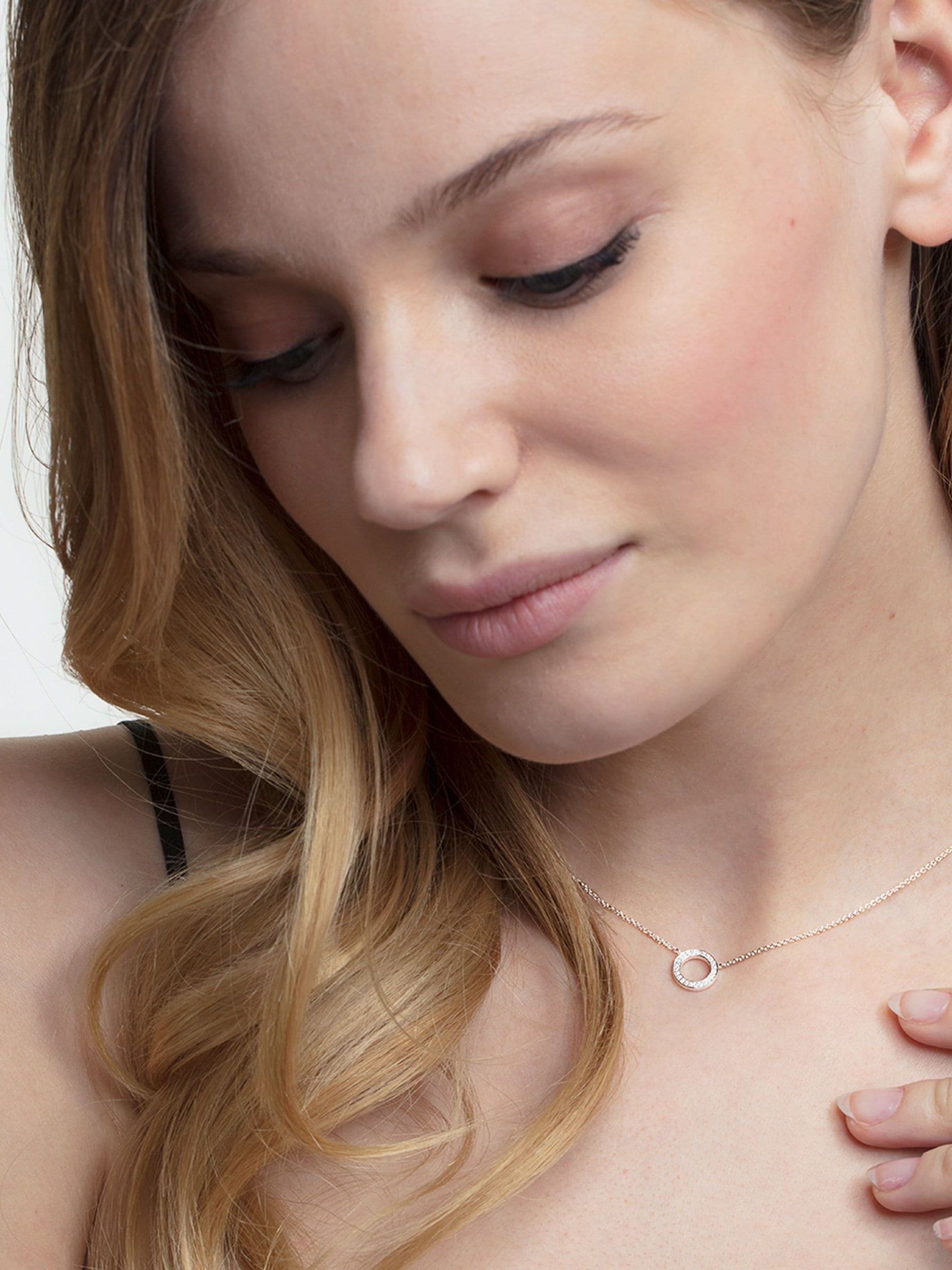Thomas Sabo white circle necklace, imported from the UK
