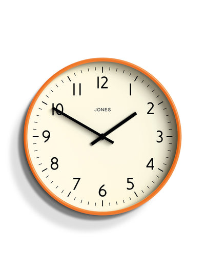 Neste Jones Clocks Fizzy Orange Studio Veggklokke 30cm - Kjøp online hos McGrocer