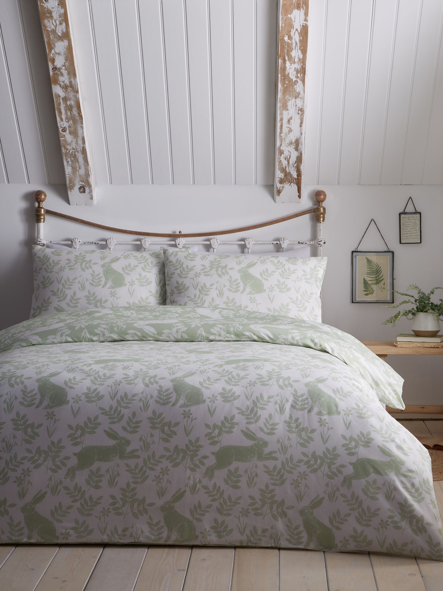 Dreams & Drapes Green Spring Rabbits reversible duvet cover set - British product