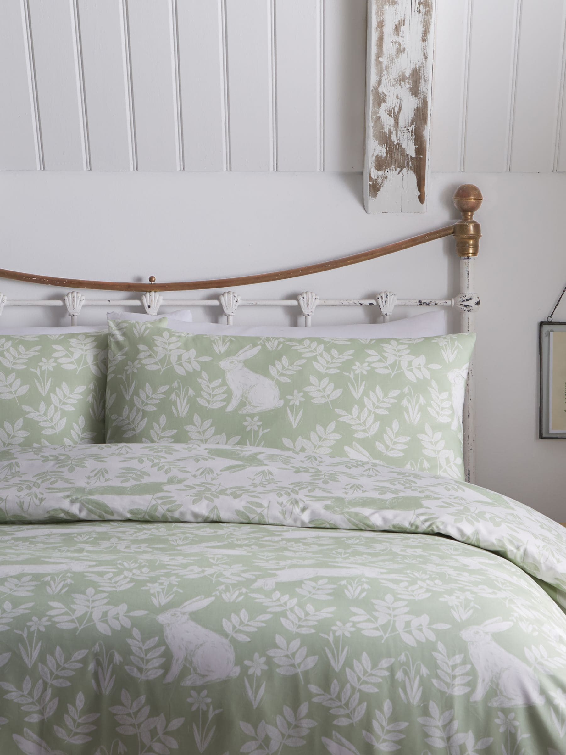 Dreams & Drapes Green Spring Rabbits reversible duvet cover set - British product