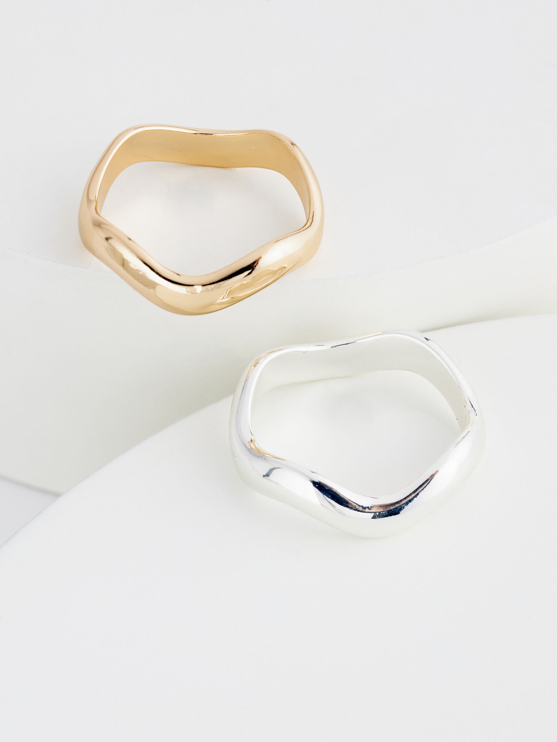 Gold/Silver Tone Wave Rings 2 Pack