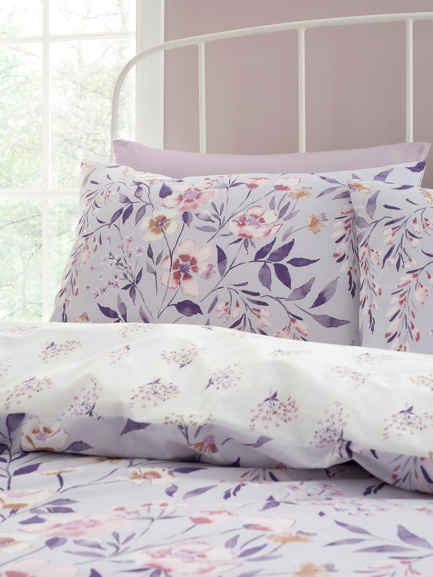Catherine Lansfield Lilac Isadora Floral reversible duvet cover set - British product