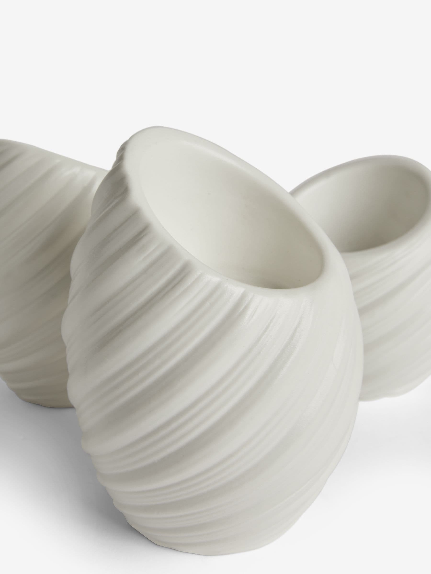 Set of 3 White Pleat Tea Light Candle Holders
