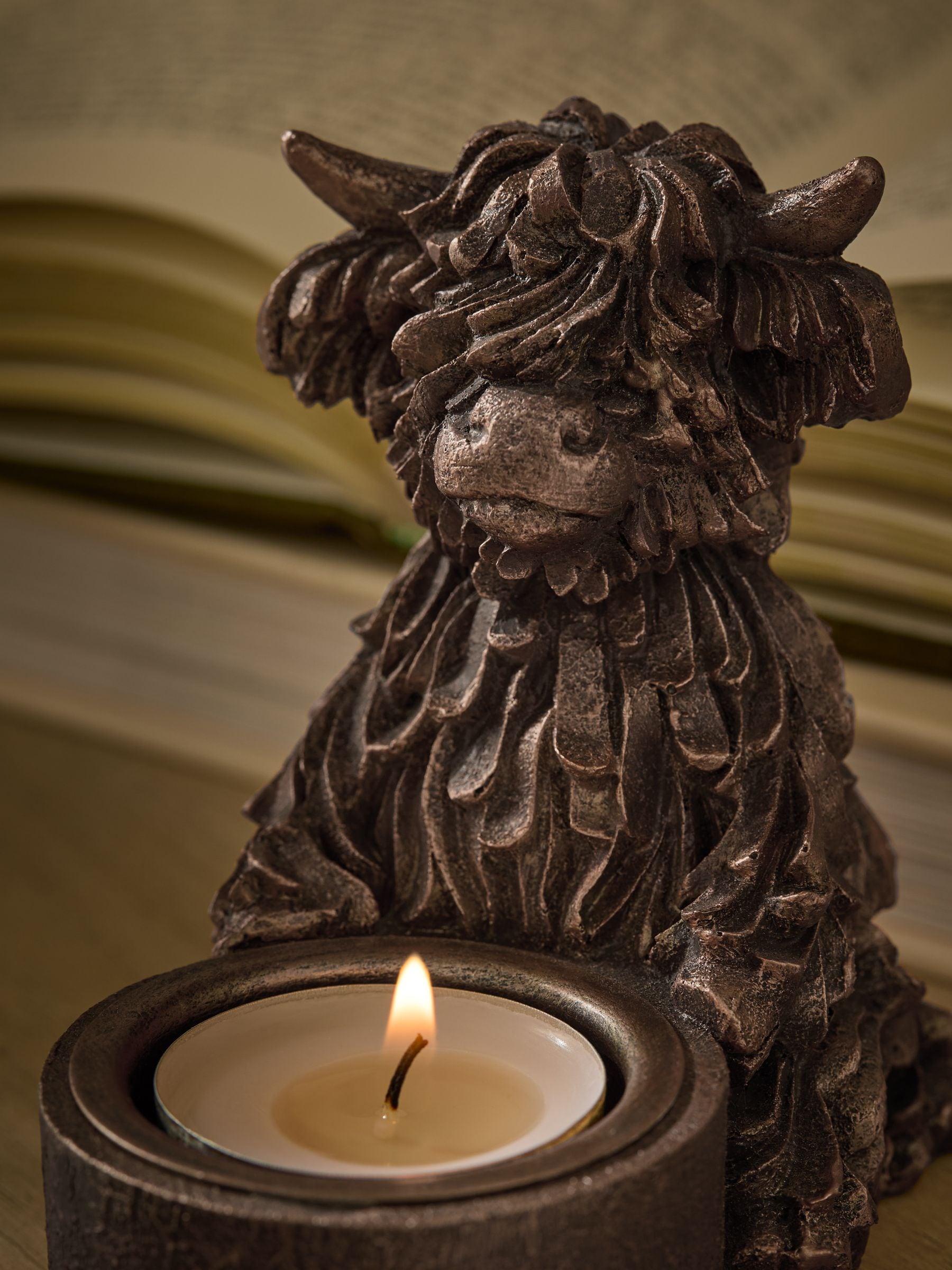 Bronze Hamish The Highland Cow tea light candle holder - British product